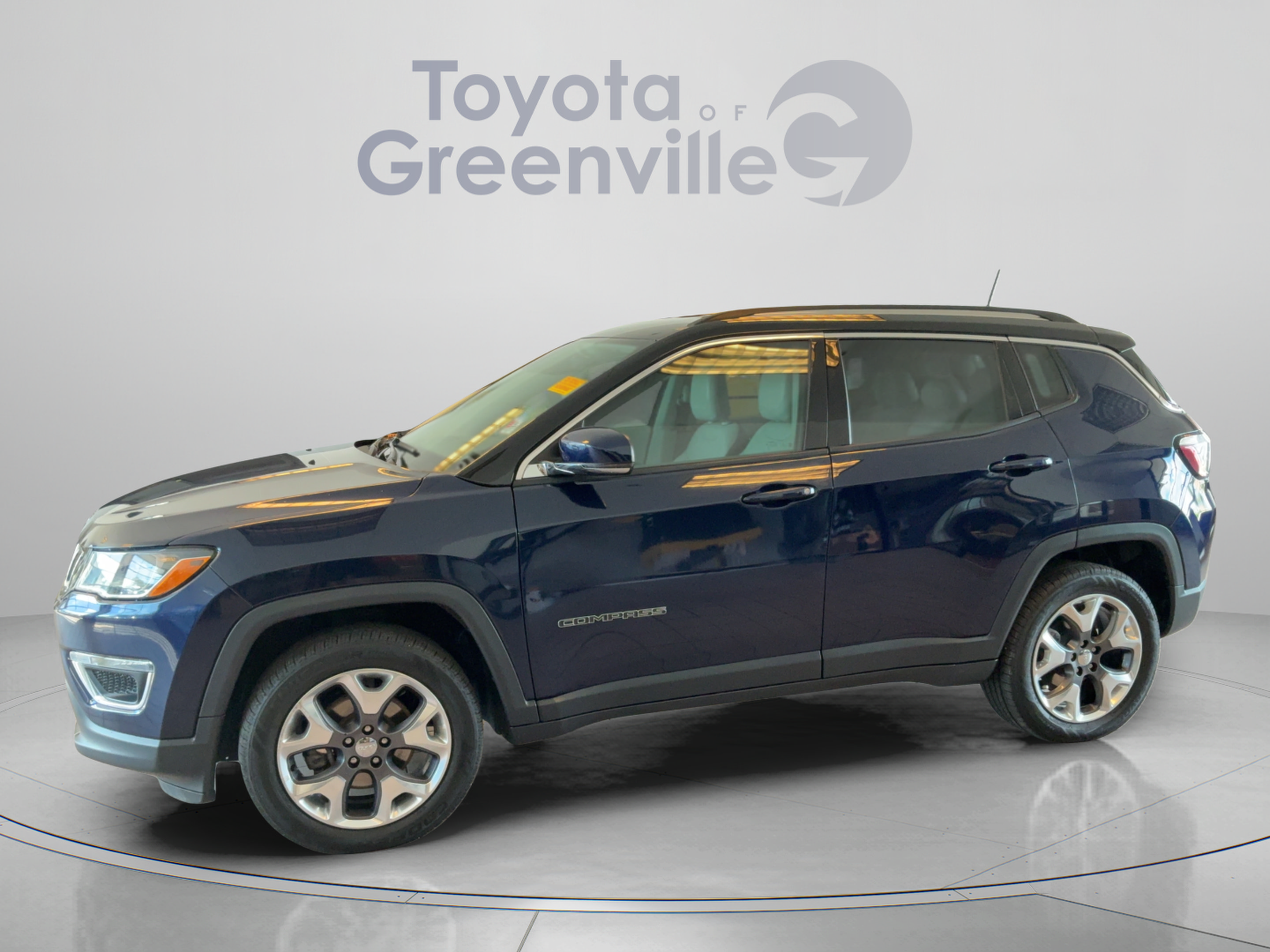 Used 2020 Jeep Compass Limited AWD/4WD image 2
