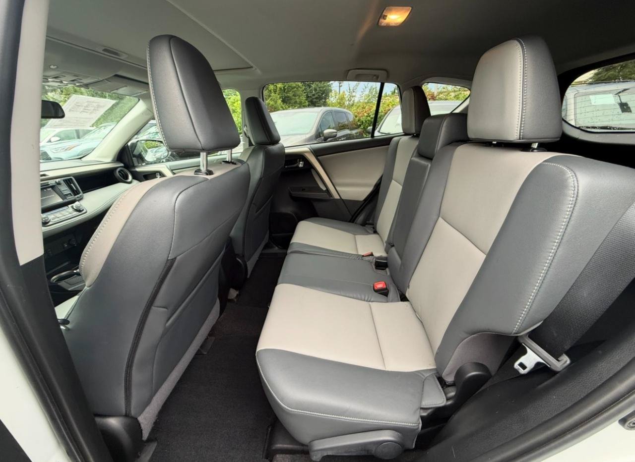 Used 2015 Toyota RAV4 Limited w/ Technology Package FWD image 15