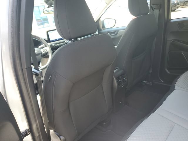 Used 2023 Ford Escape Active AWD/4WD image 26