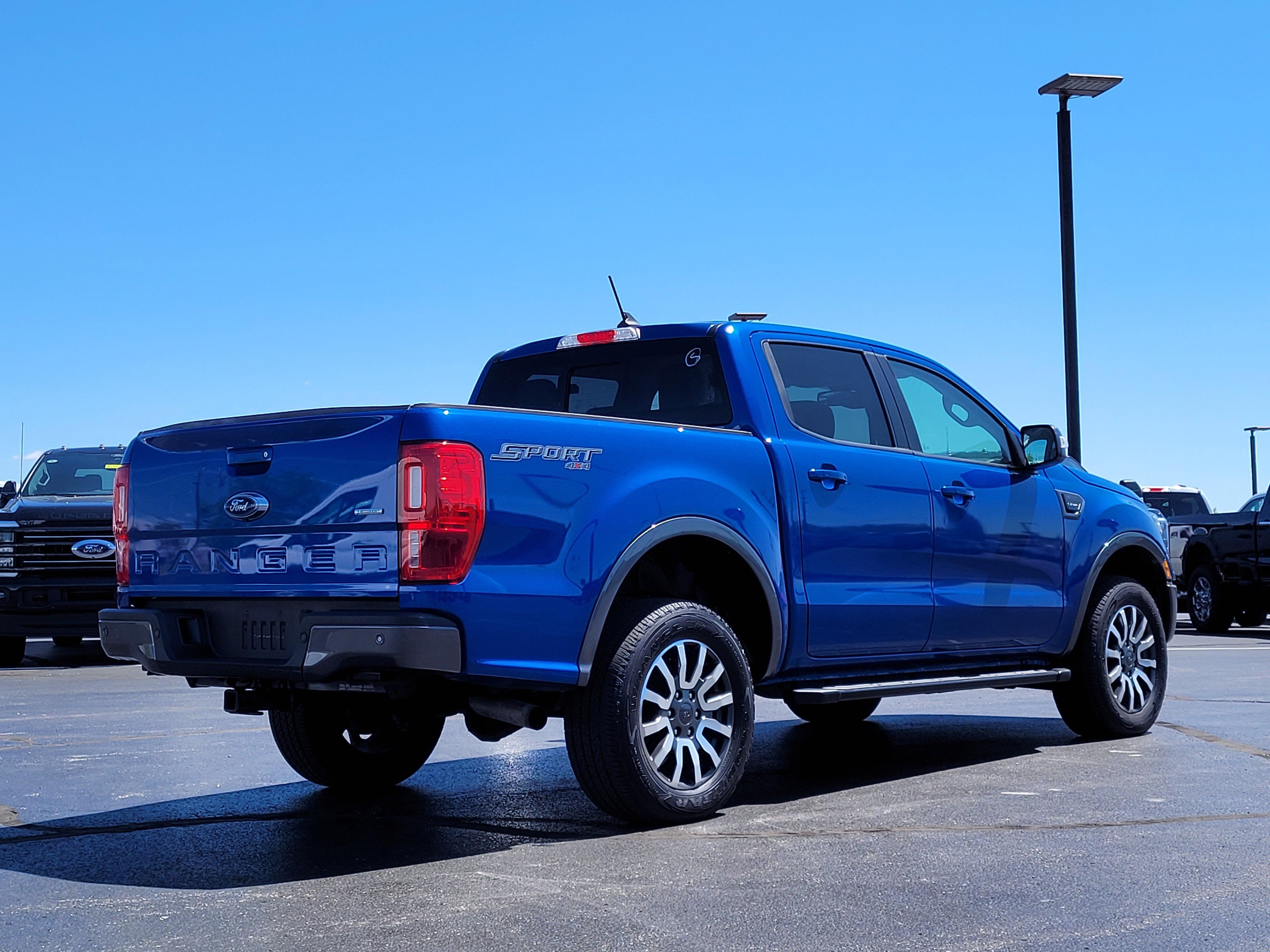 Used 2019 Ford Ranger Lariat w/ Equipment Group 501A Mid image 4