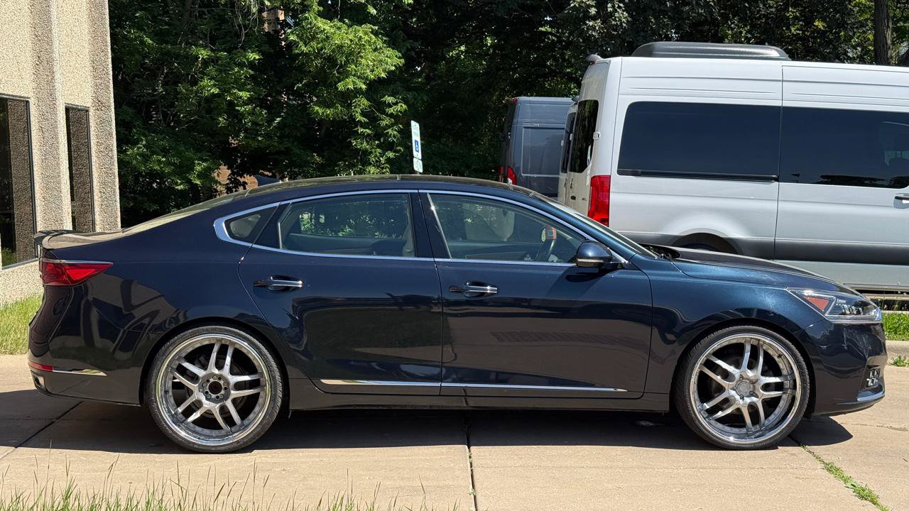 Used 2018 Kia Cadenza Technology FWD image 8