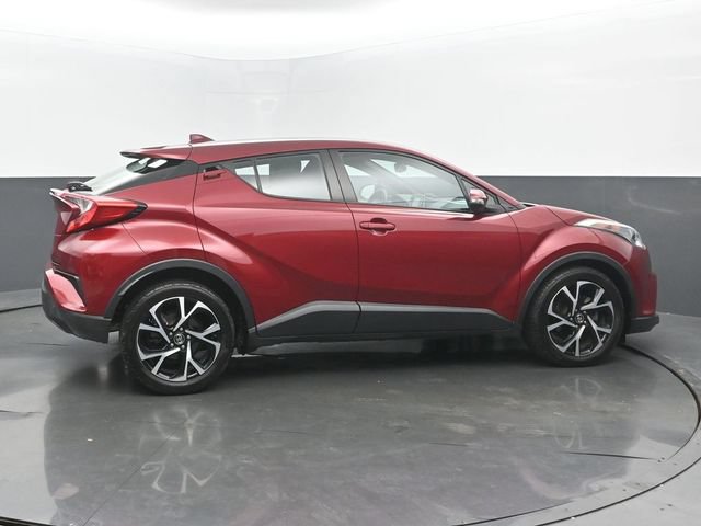 Used 2018 Toyota C-HR XLE FWD image 6