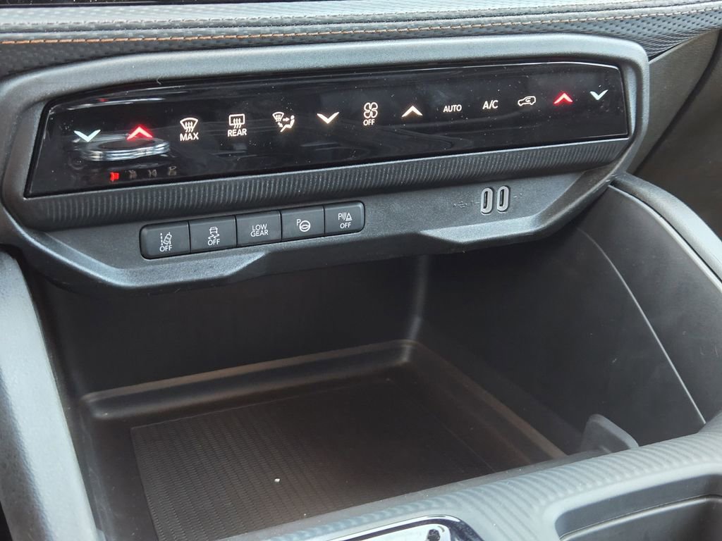 New 2026 Jeep Cherokee Overland image 12