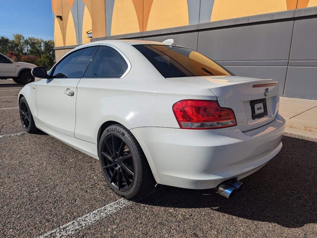 Used 2013 BMW 128i Coupe w/ Technology Pkg image 8