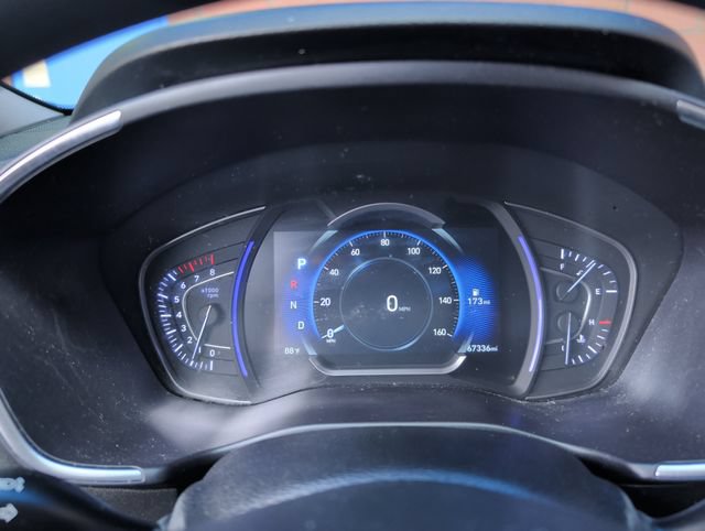 Used 2020 Hyundai Santa Fe SEL FWD image 16