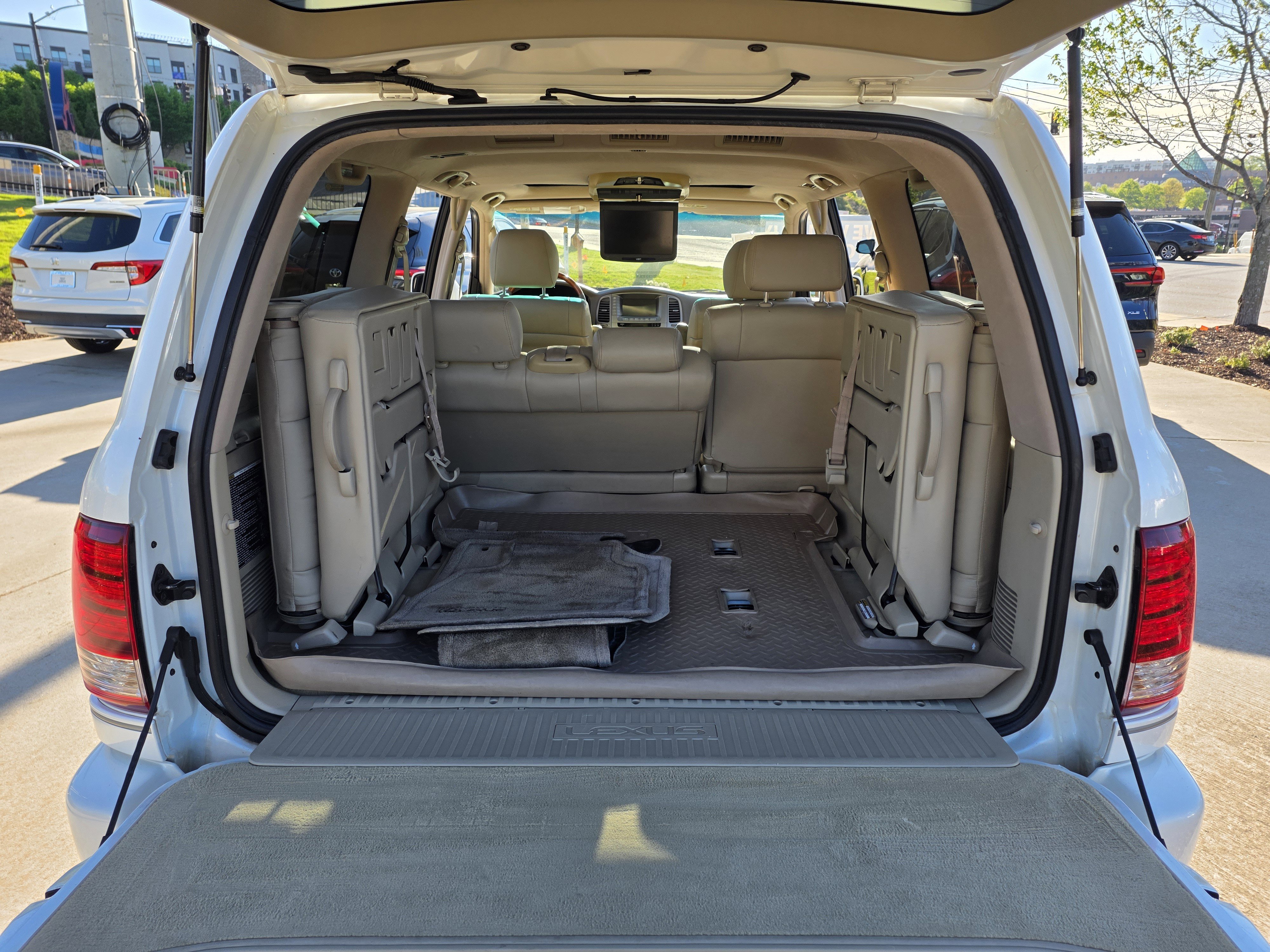 Used 2007 Lexus LX 470 4WD image 29