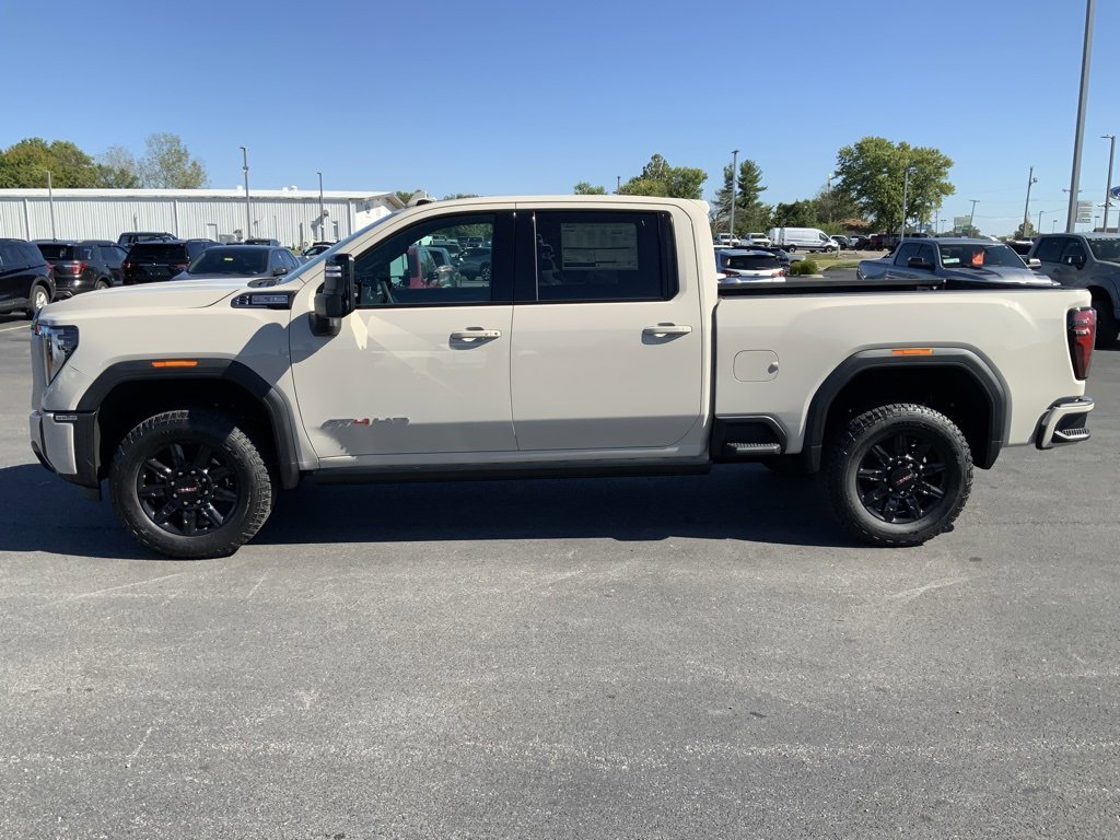 New 2026 GMC Sierra 3500 AT4 w/ AT4 Premium Plus Package image 12