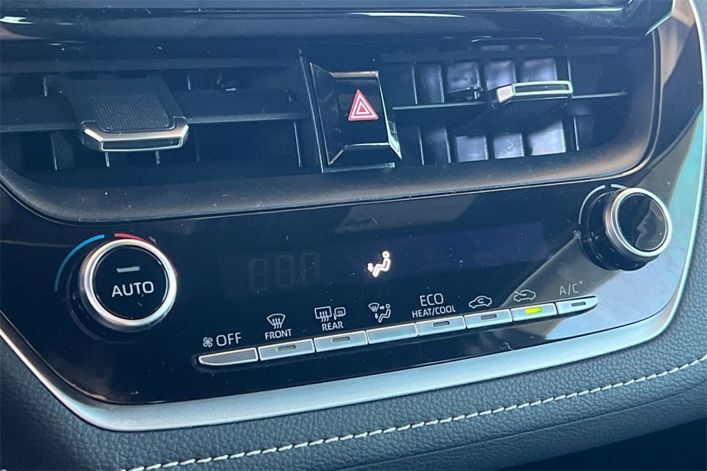 Used 2021 Toyota Corolla XSE image 24