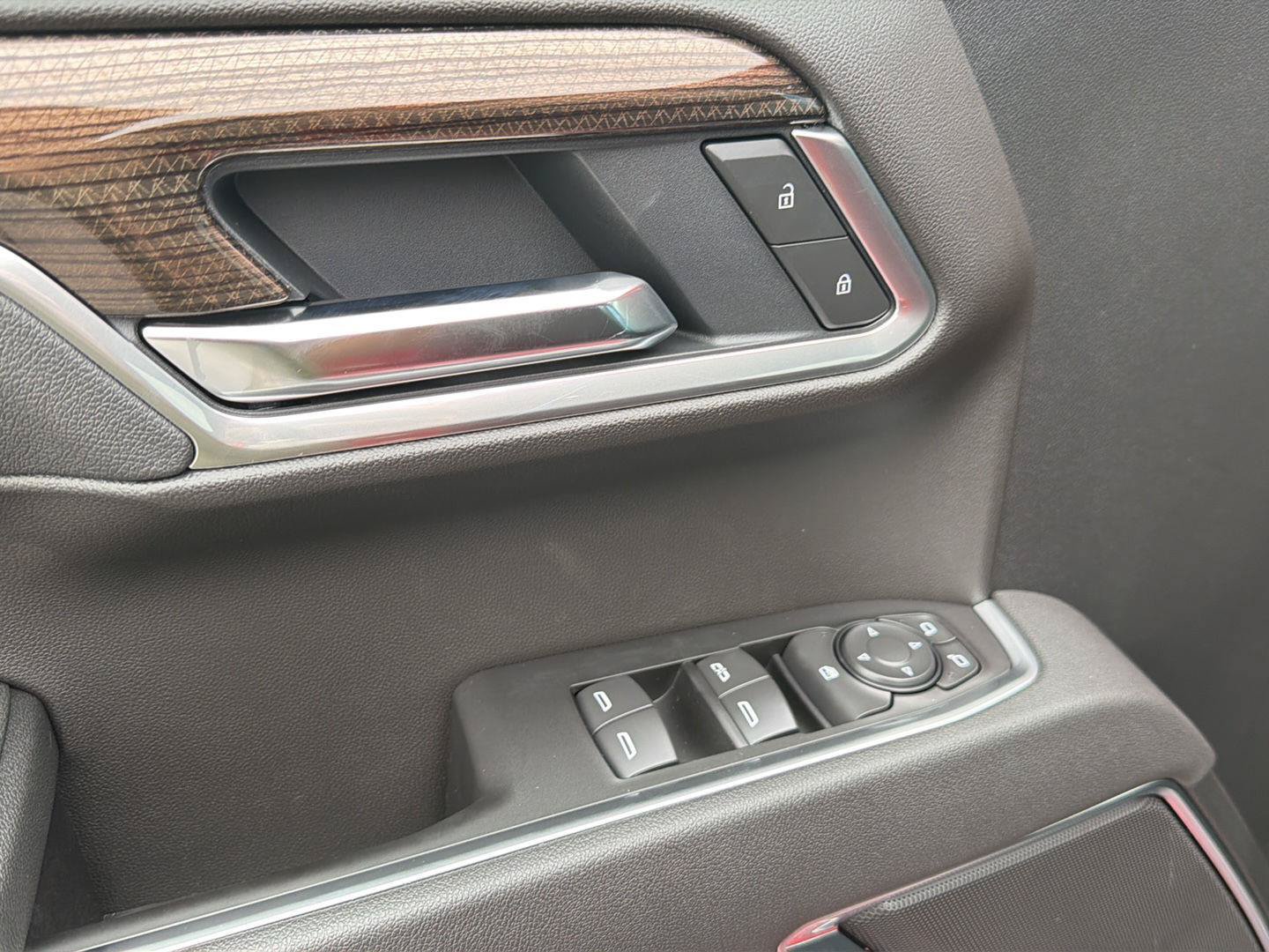 New 2026 Chevrolet Silverado 1500 LT AWD/4WD image 32