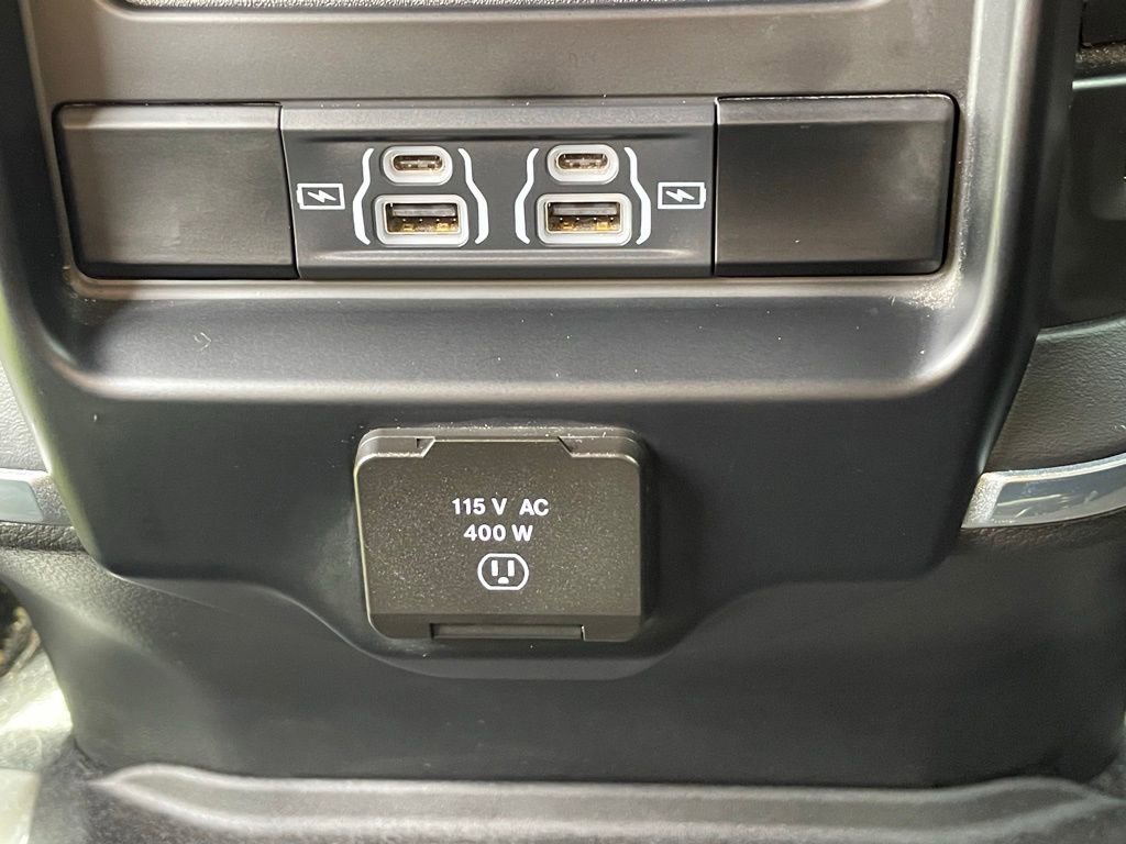 Used 2024 RAM 2500 Laramie w/ Night Edition AWD/4WD image 29