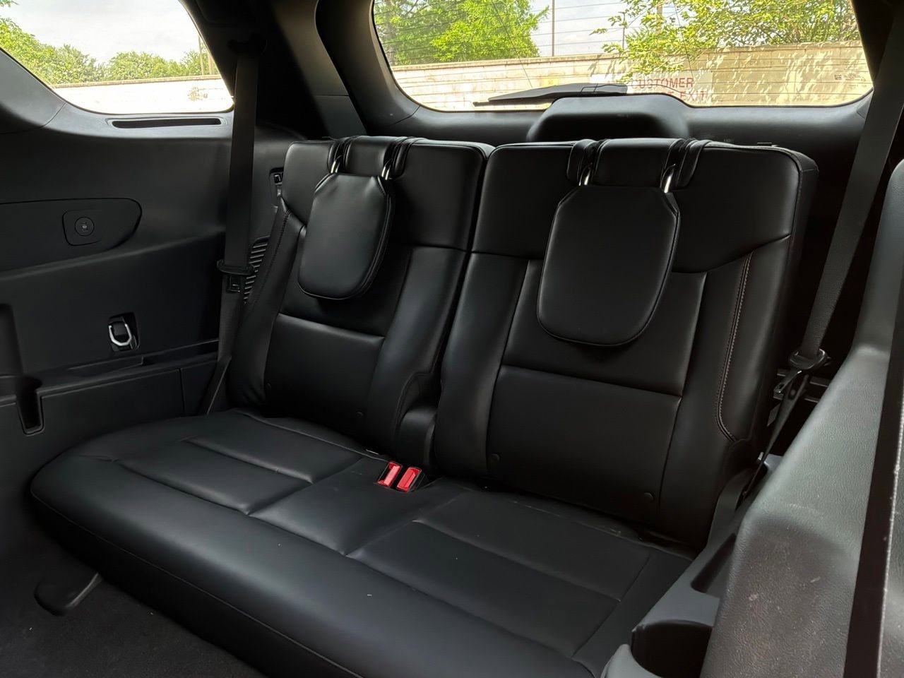 Used 2025 Ford Explorer ST AWD/4WD image 13