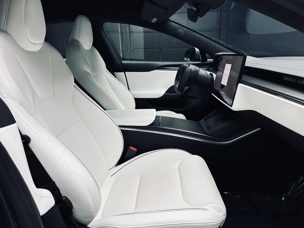 Used 2022 Tesla Model S Plaid AWD/4WD image 18