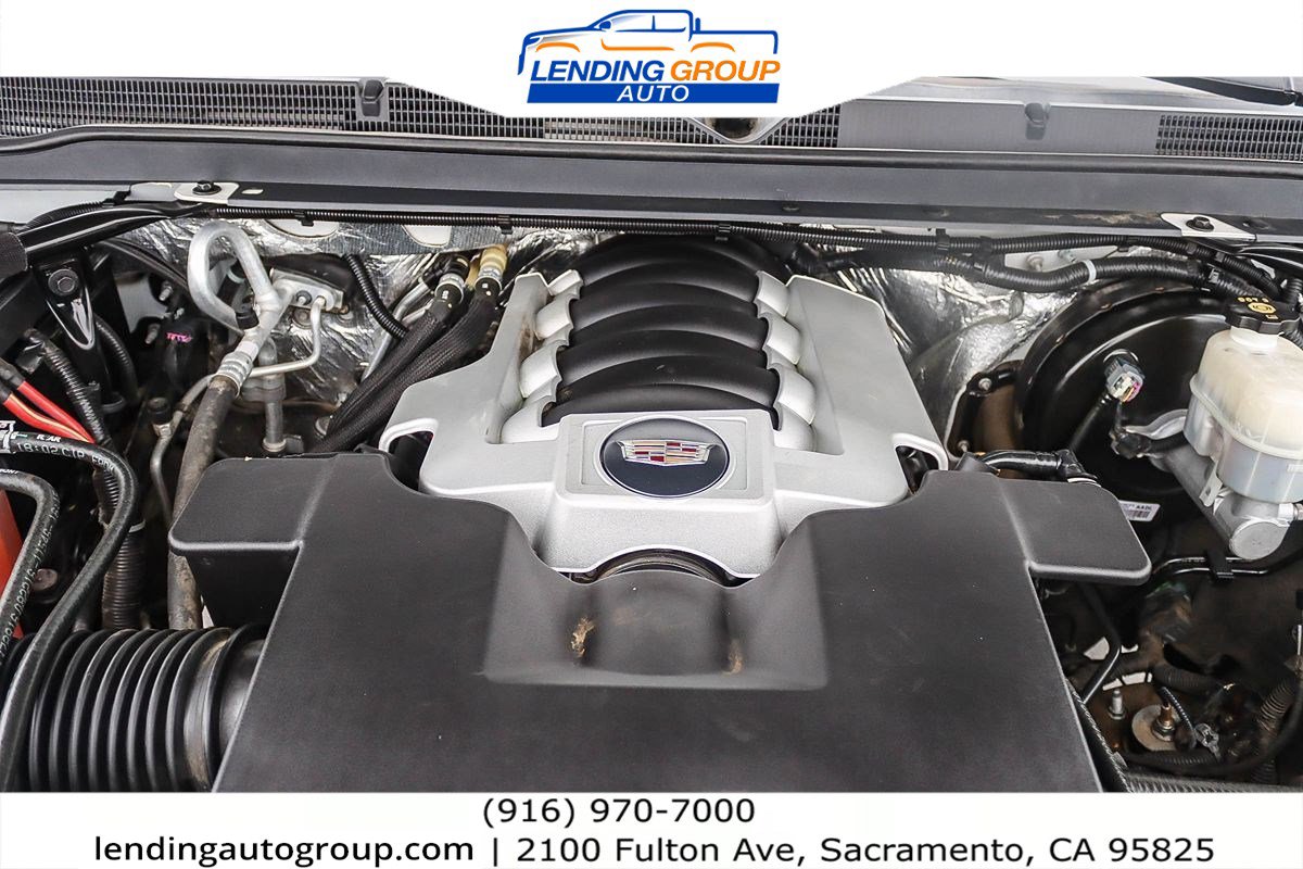 Used 2016 Cadillac Escalade ESV 4WD image 26