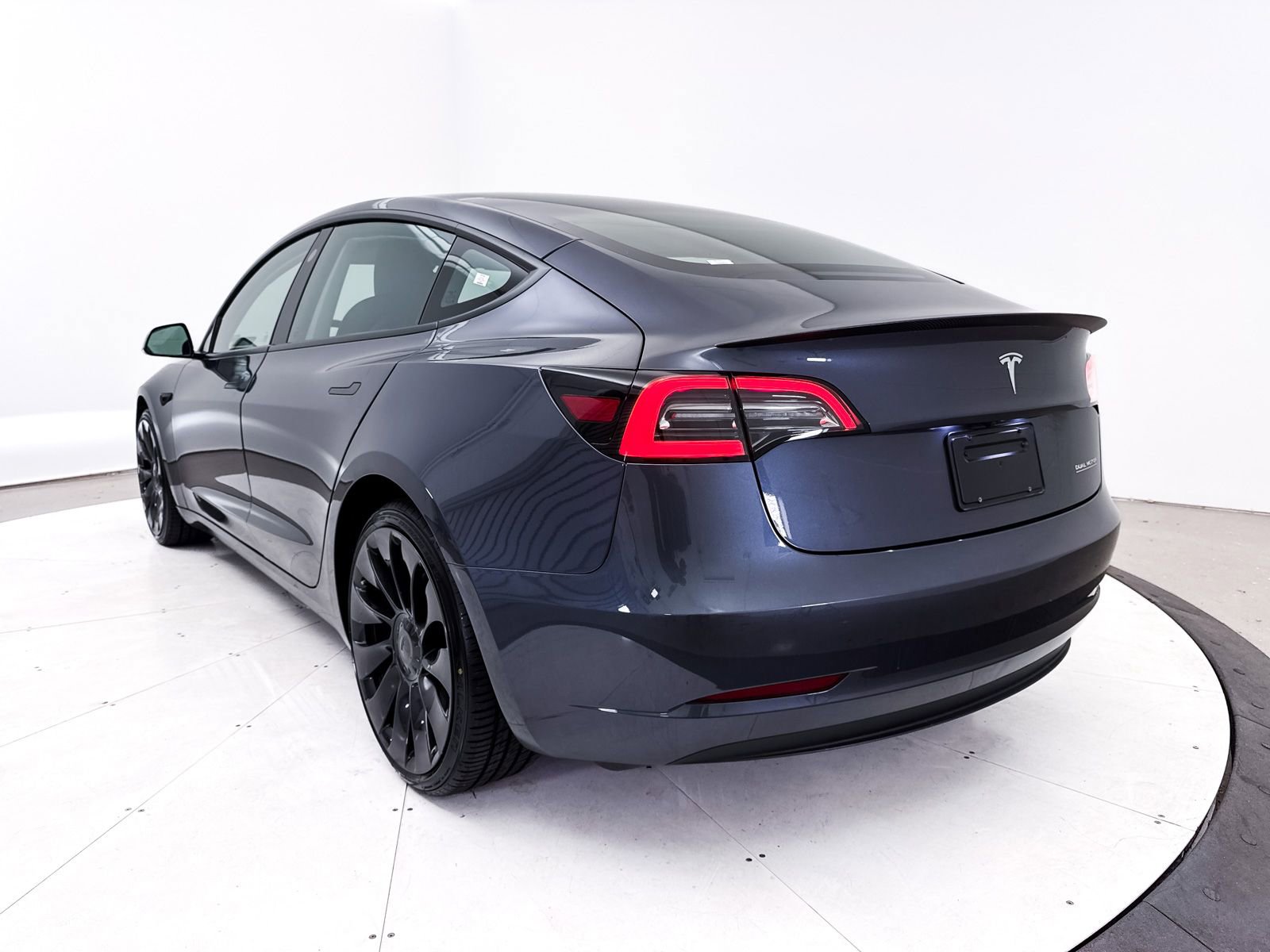 Used 2023 Tesla Model 3 Performance image 16