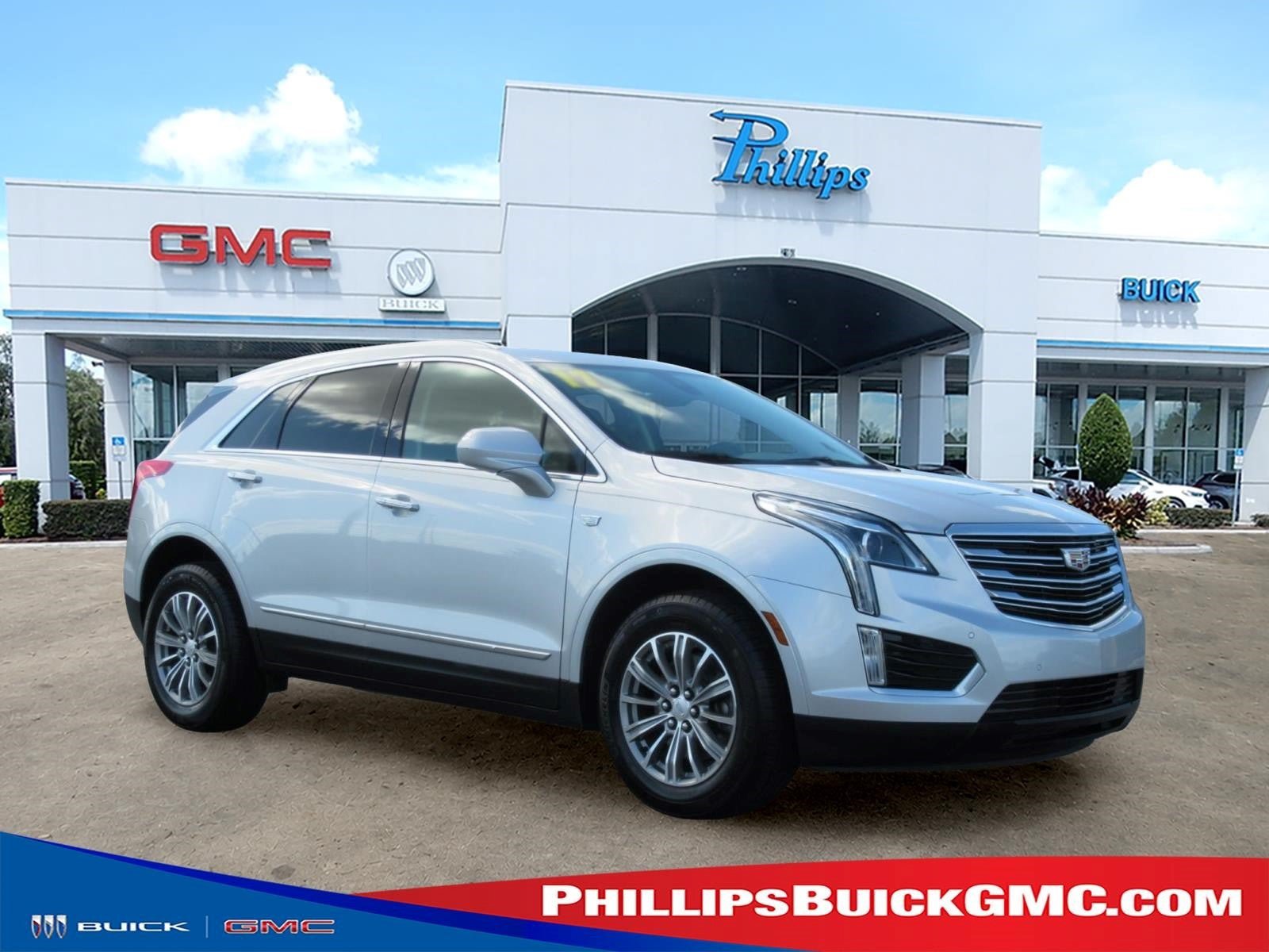 Used 2017 Cadillac XT5 Luxury w/ Driver Awareness Package FWD image 1