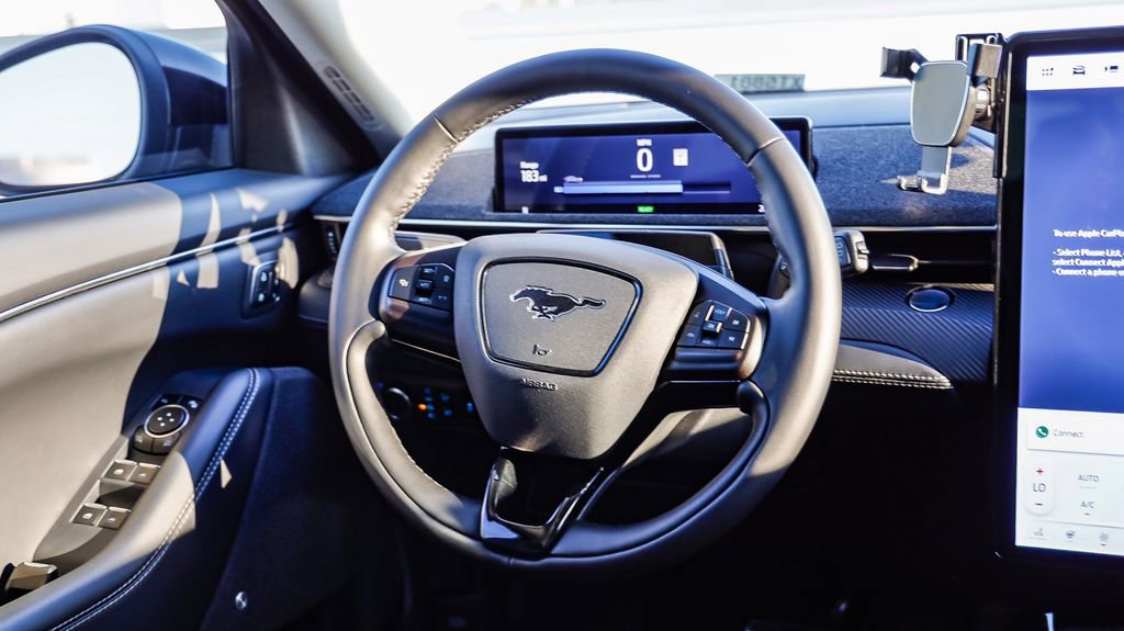 Used 2024 Ford Mustang Mach-E Premium image 17