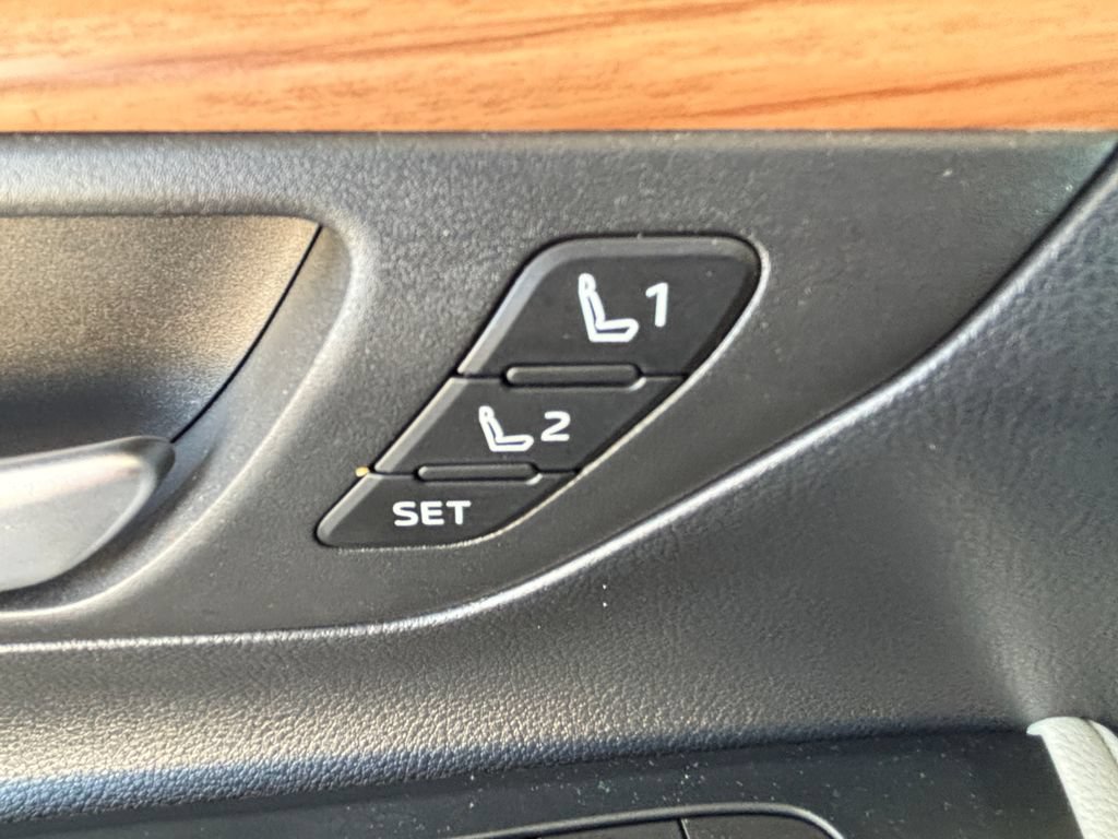 Used 2024 Toyota Grand Highlander AWD image 29