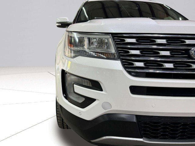 Used 2017 Ford Explorer Limited w/ Equipment Group 301A image 25