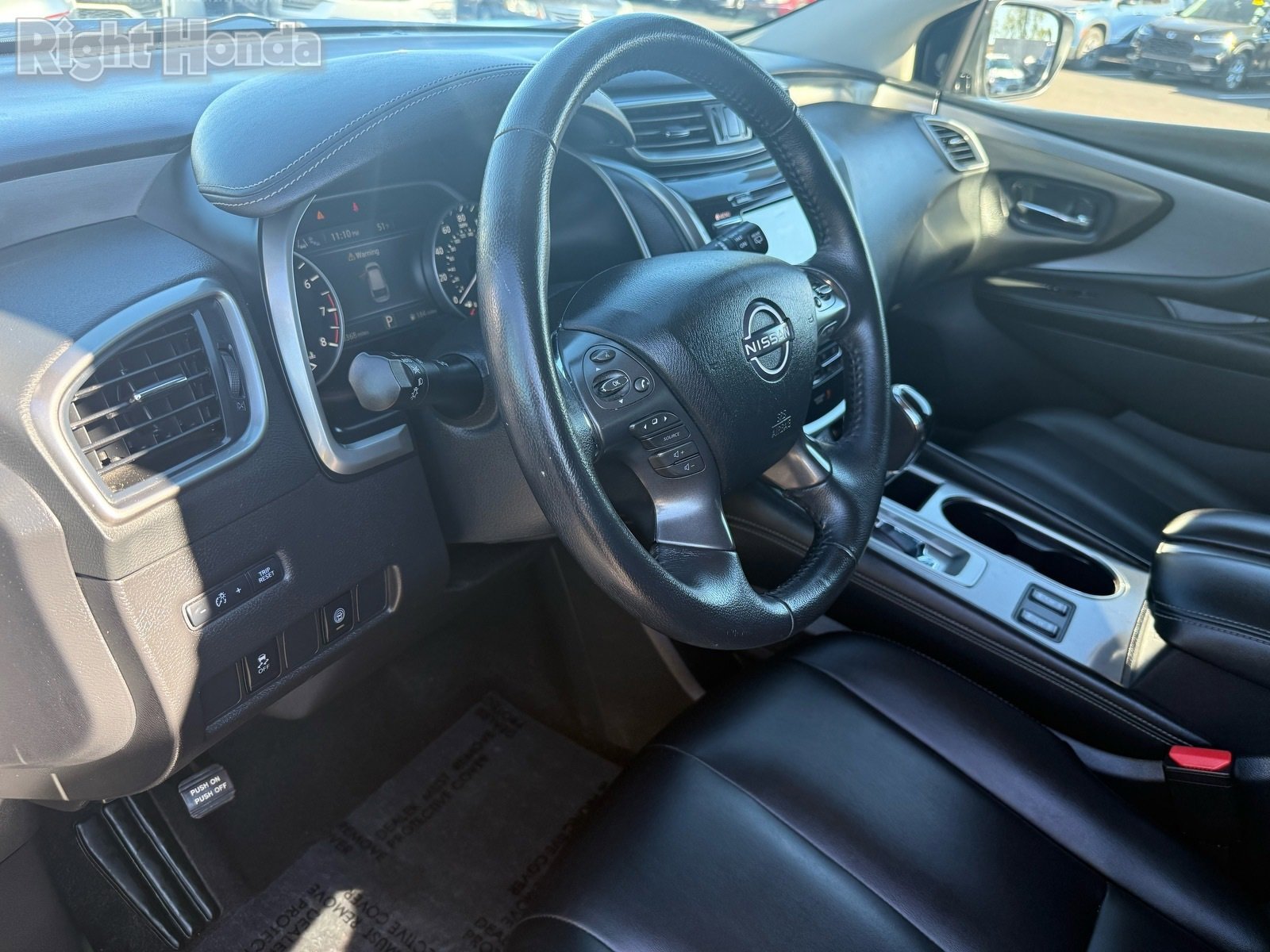 Used 2023 Nissan Murano SV image 11