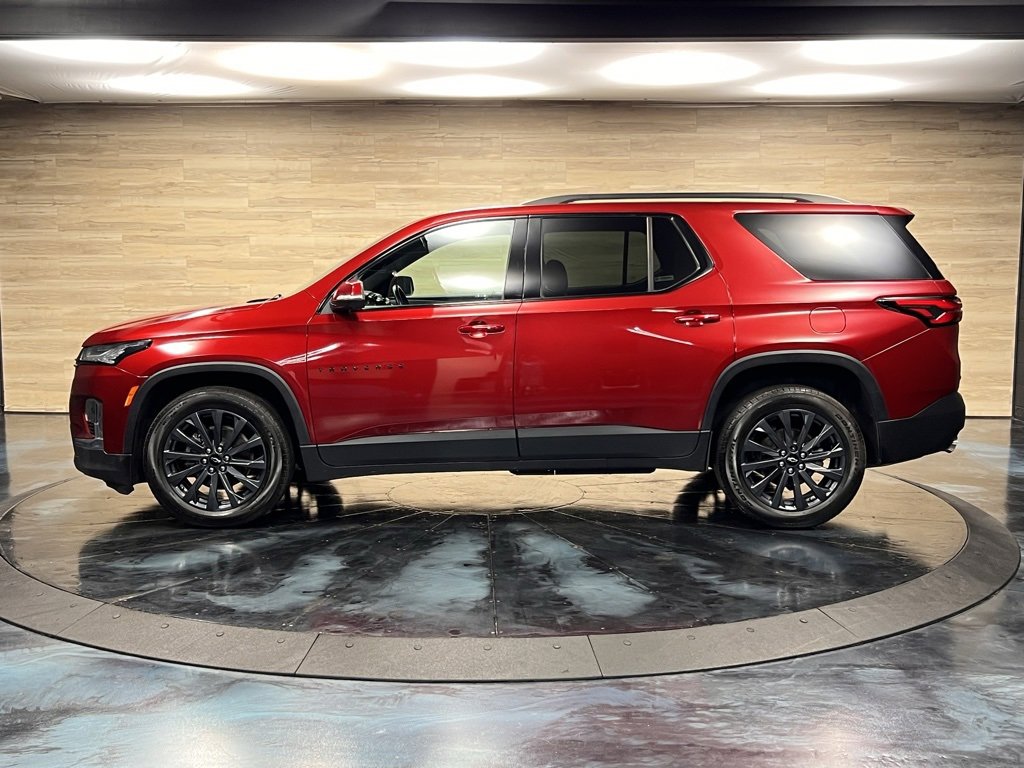 Used 2023 Chevrolet Traverse RS image 22
