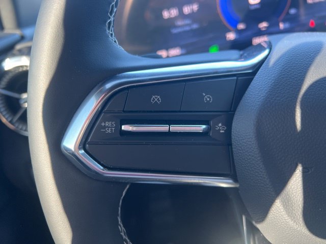 Used 2025 Chevrolet Blazer EV LT FWD image 17