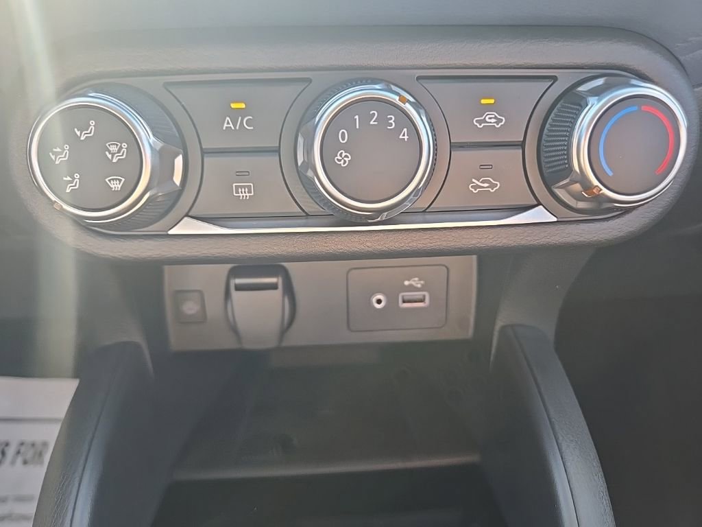 New 2025 Nissan Versa SV w/ Trunk Package image 18