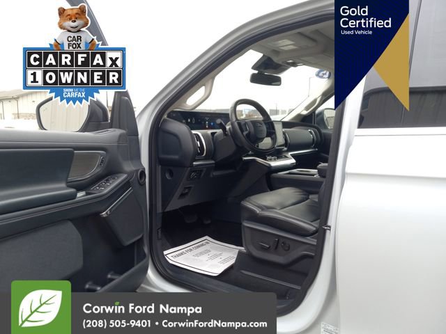 Used 2025 Ford Expedition Max Platinum image 11