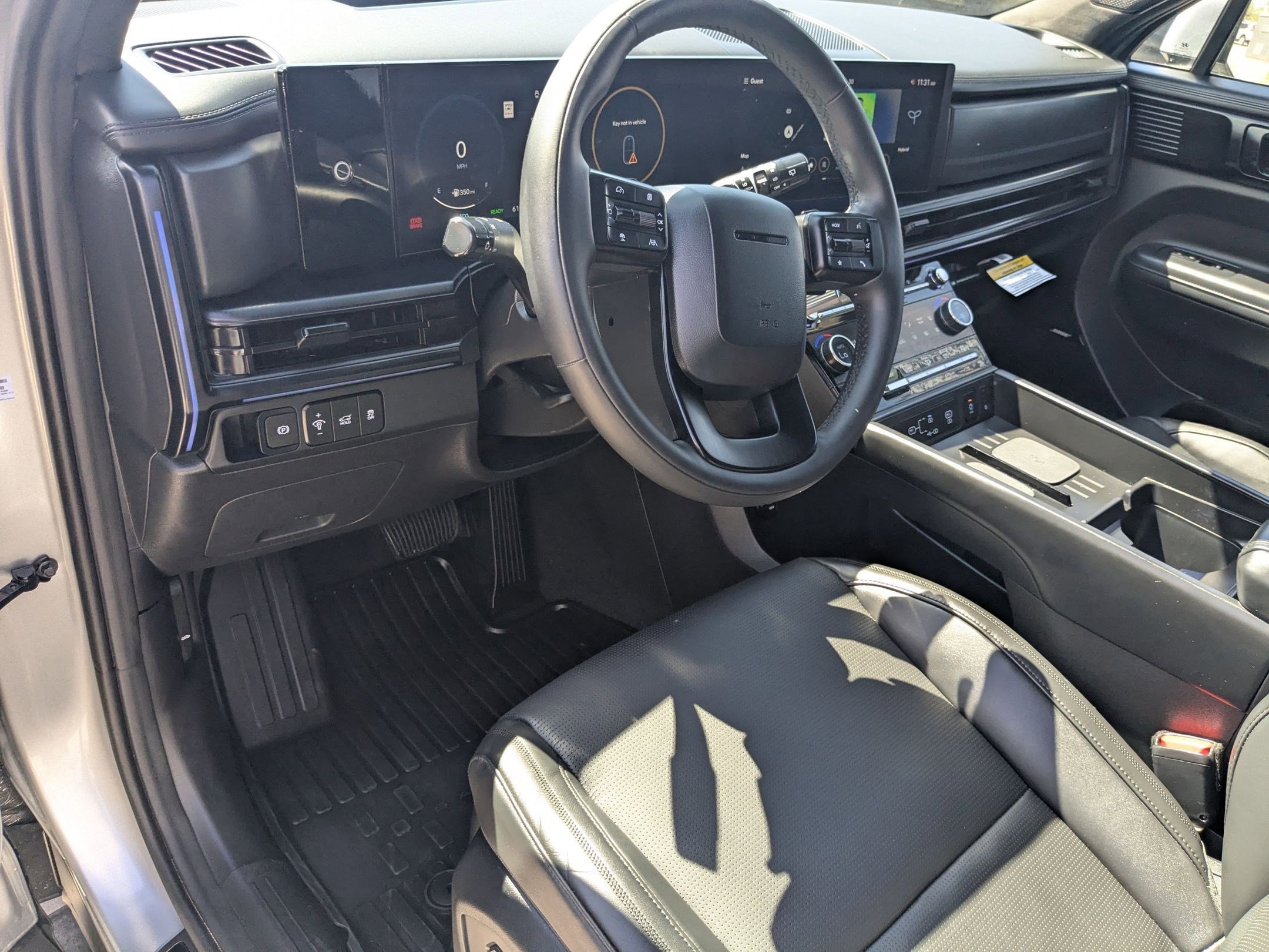 Used 2025 Hyundai Santa Fe Calligraphy AWD/4WD image 17