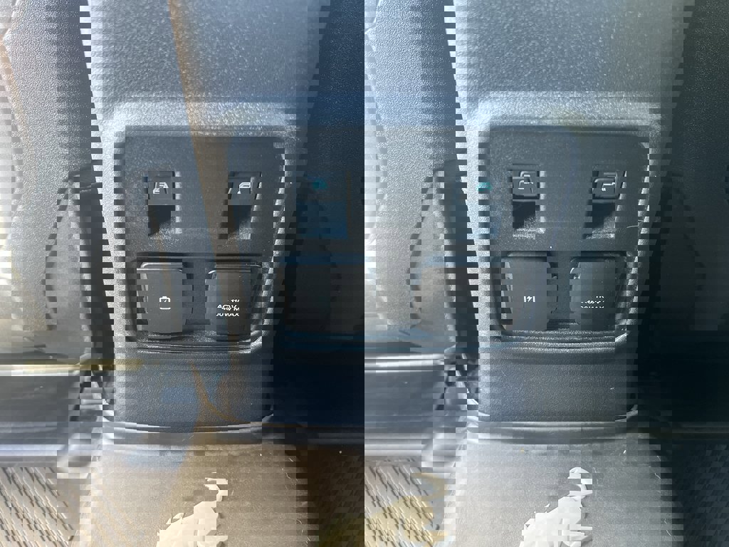 Used 2022 Ford Bronco Badlands image 16