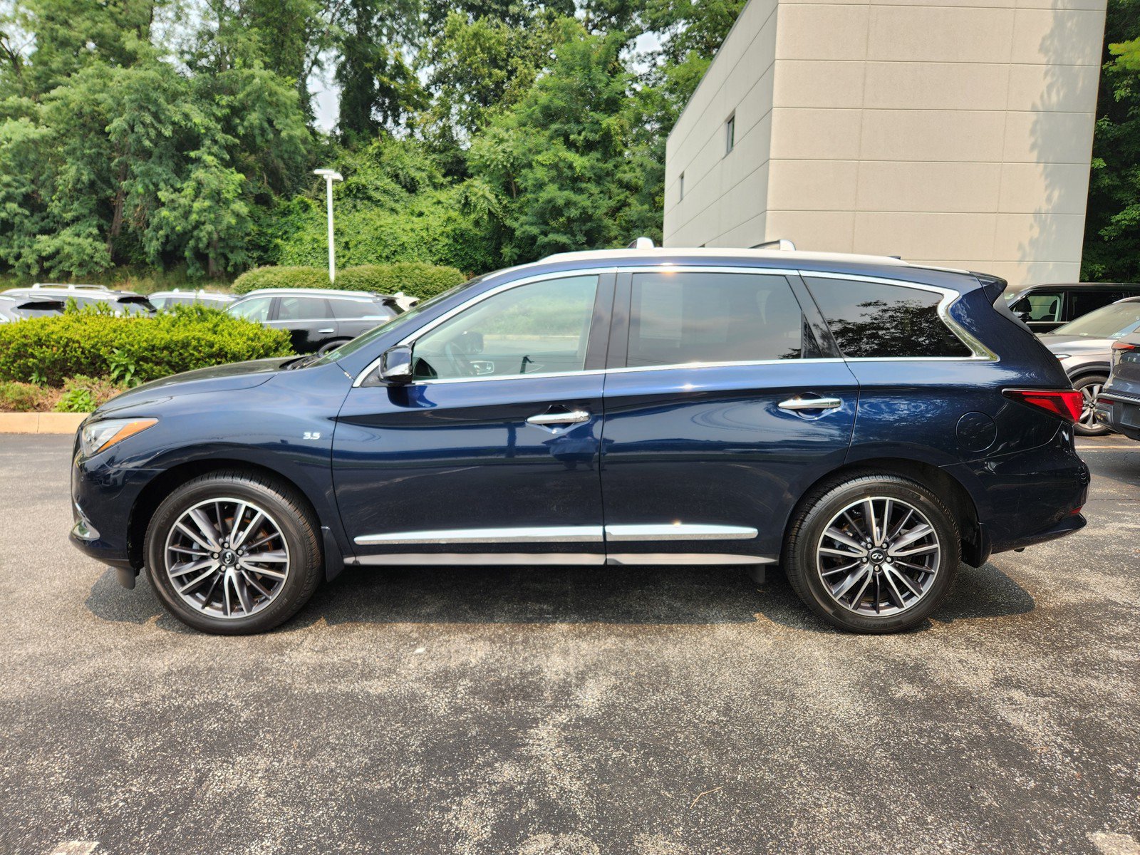 Certified 2020 INFINITI QX60 Signature Edition AWD/4WD image 5