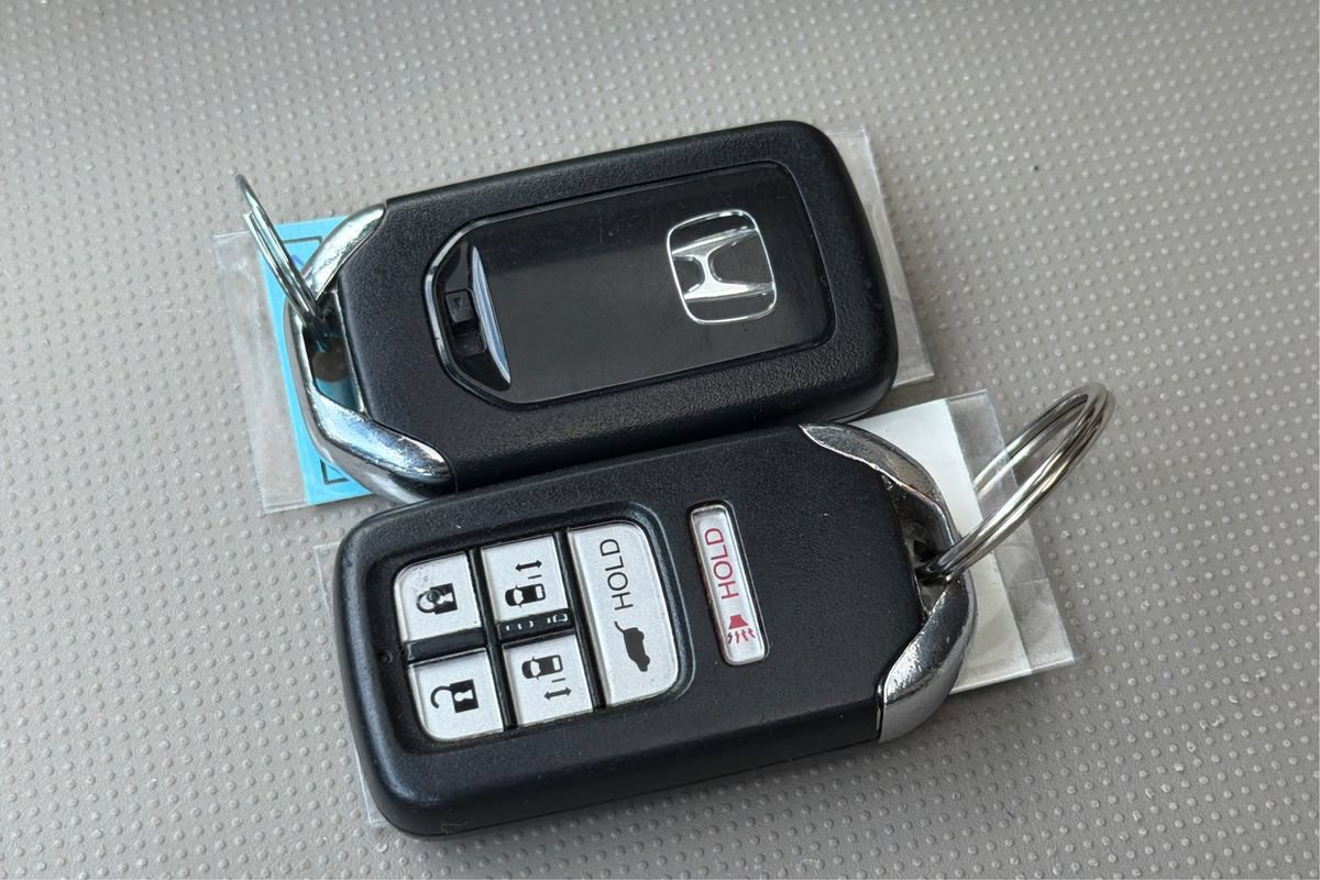 Used 2016 Honda Odyssey EX-L image 36