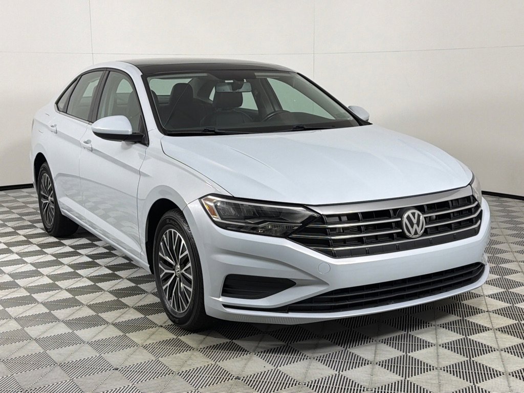 Used 2019 Volkswagen Jetta SE image 3