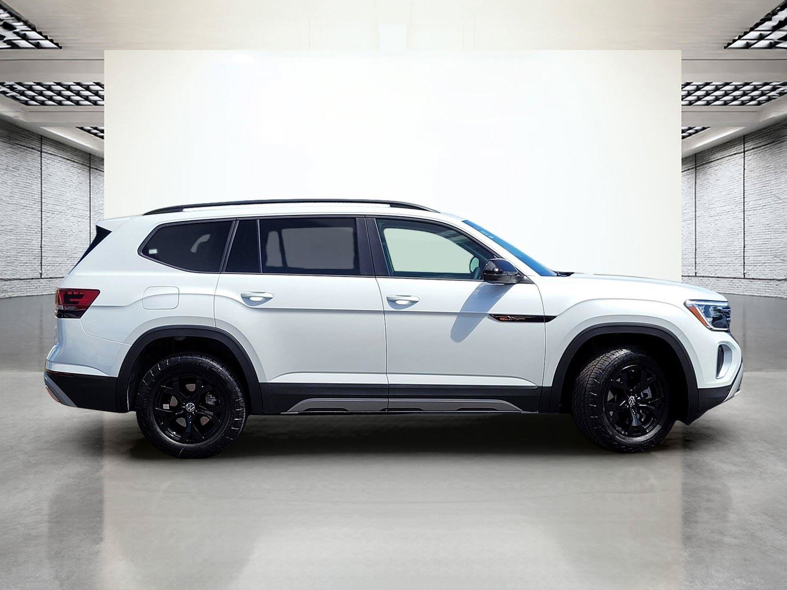 New 2026 Volkswagen Atlas Peak Edition AWD/4WD image 5