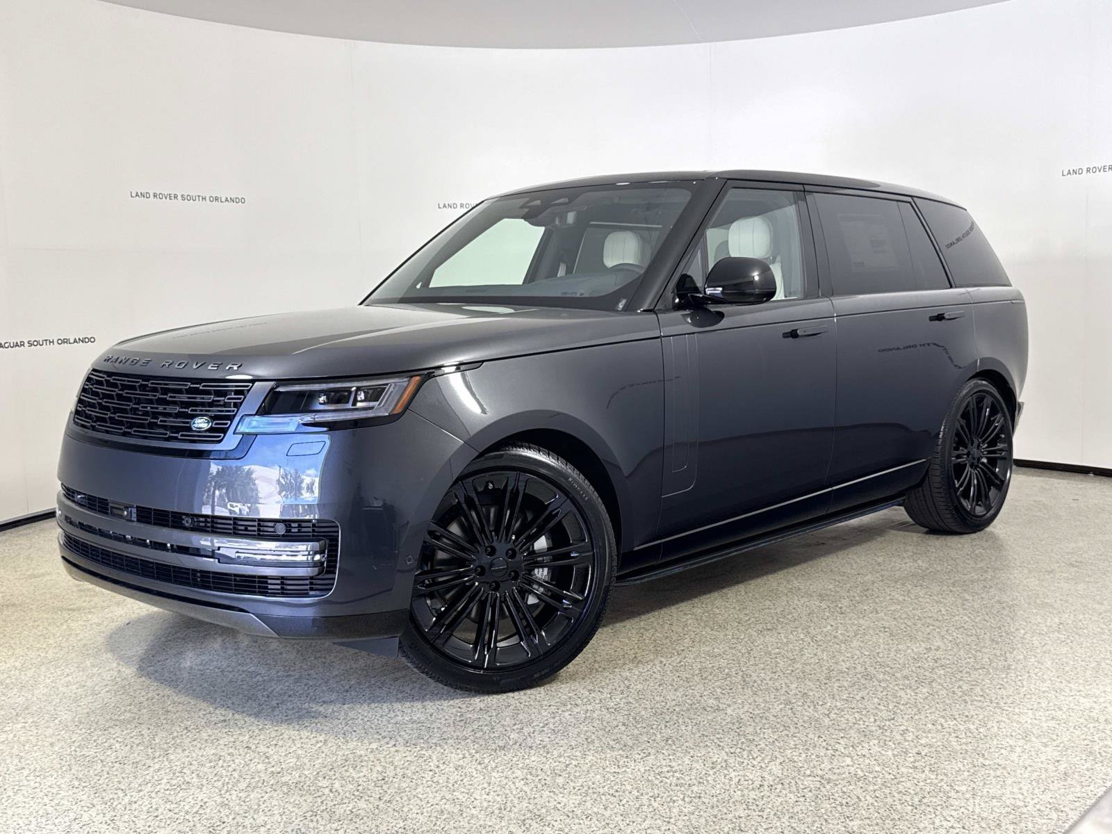 New 2026 Land Rover Range Rover Long Wheelbase SE AWD/4WD image 1