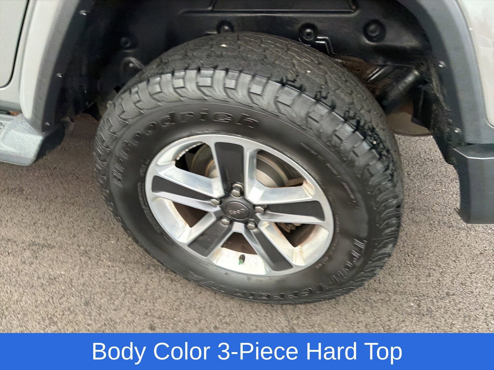 Used 2018 Jeep Wrangler Unlimited Sahara image 23