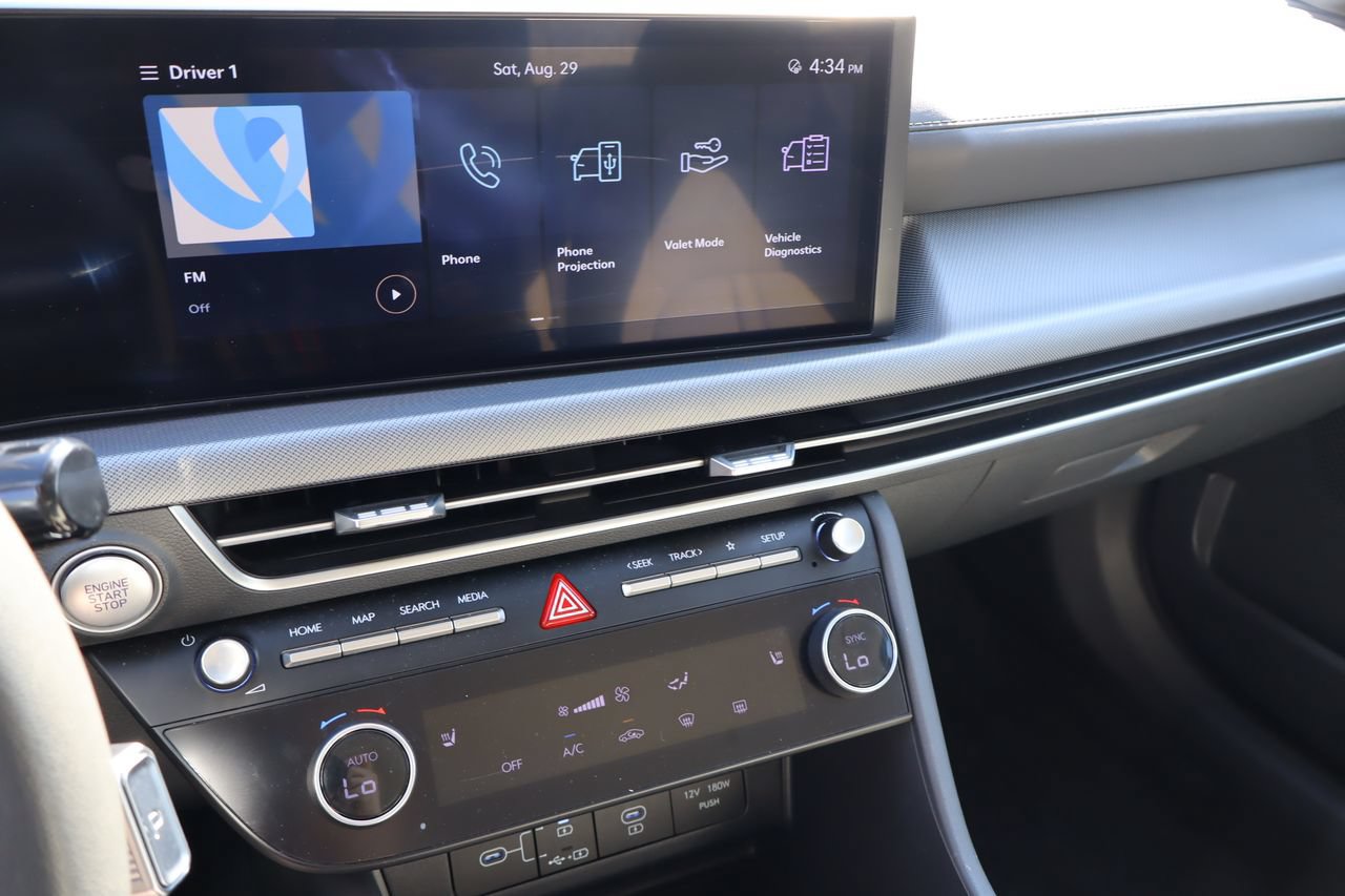 Used 2025 Hyundai Sonata SEL FWD image 6
