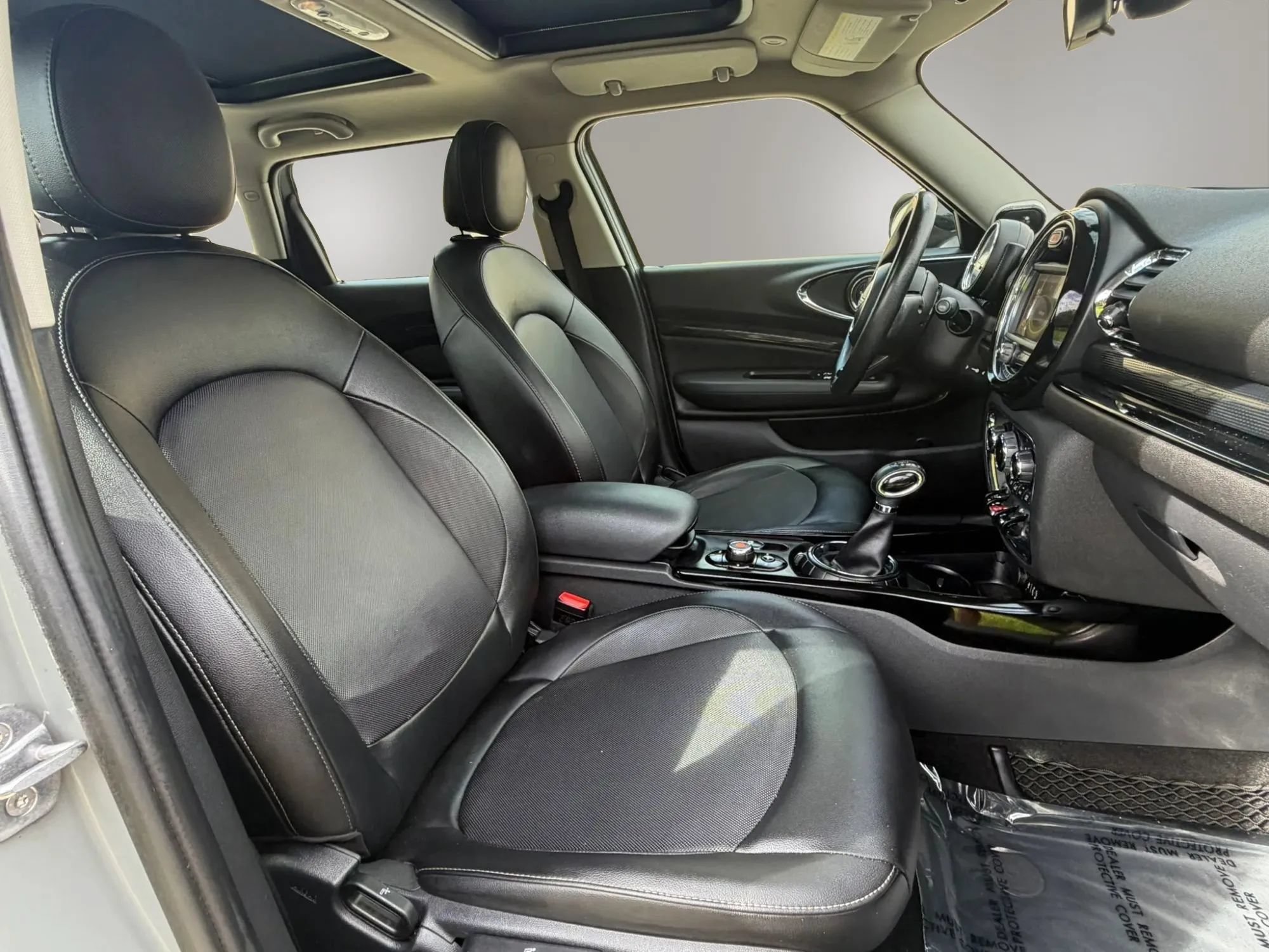 Used 2016 MINI Cooper Clubman FWD image 34