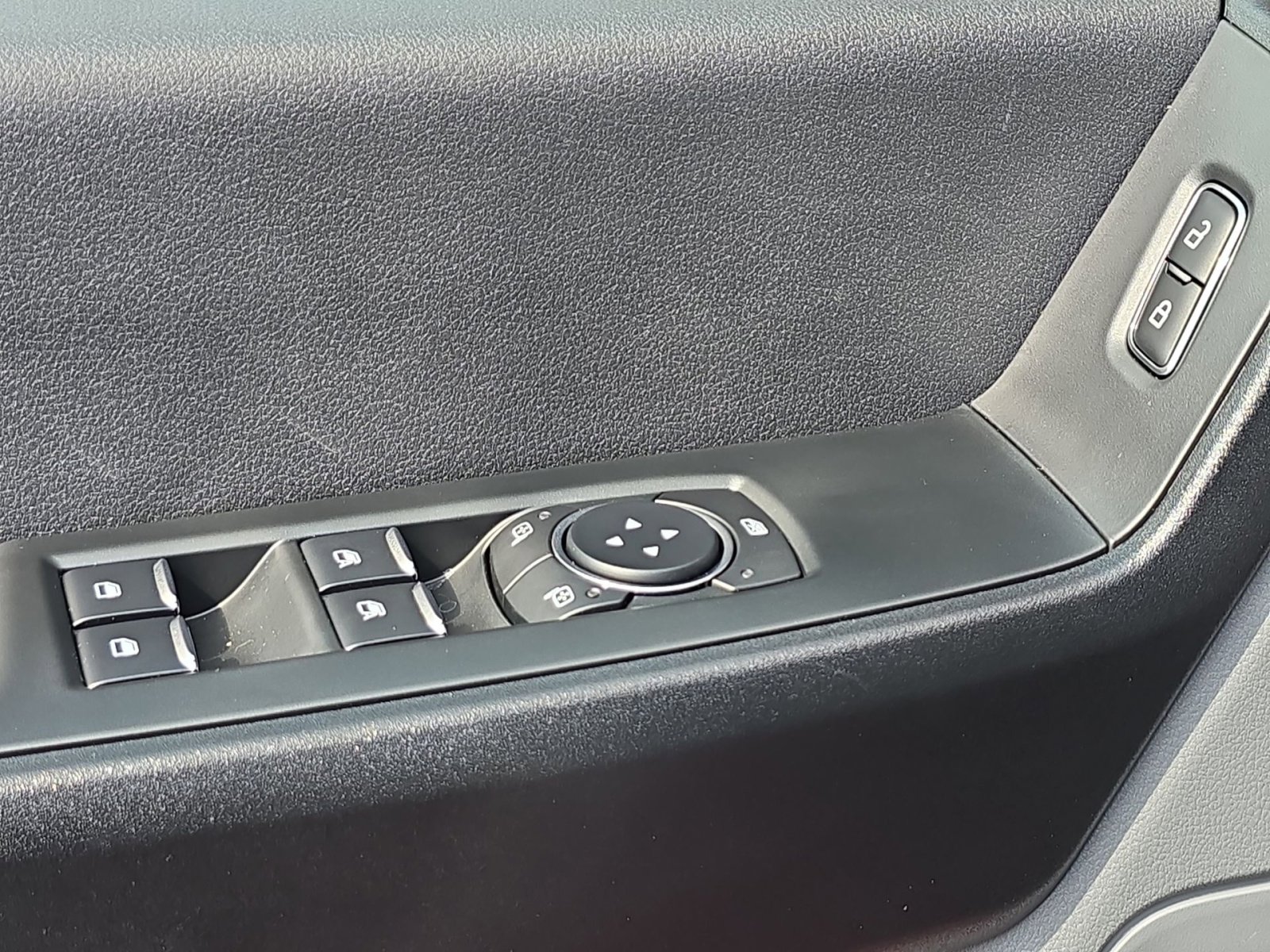 New 2026 Ford F250 XL w/ FX4 Off-Road Package image 16