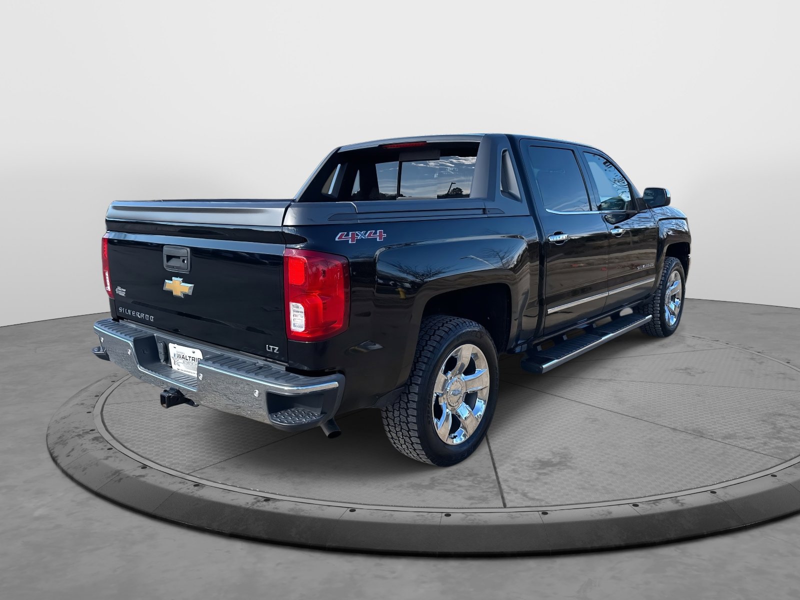 Used 2017 Chevrolet Silverado 1500 LTZ w/ High Desert Package image 8