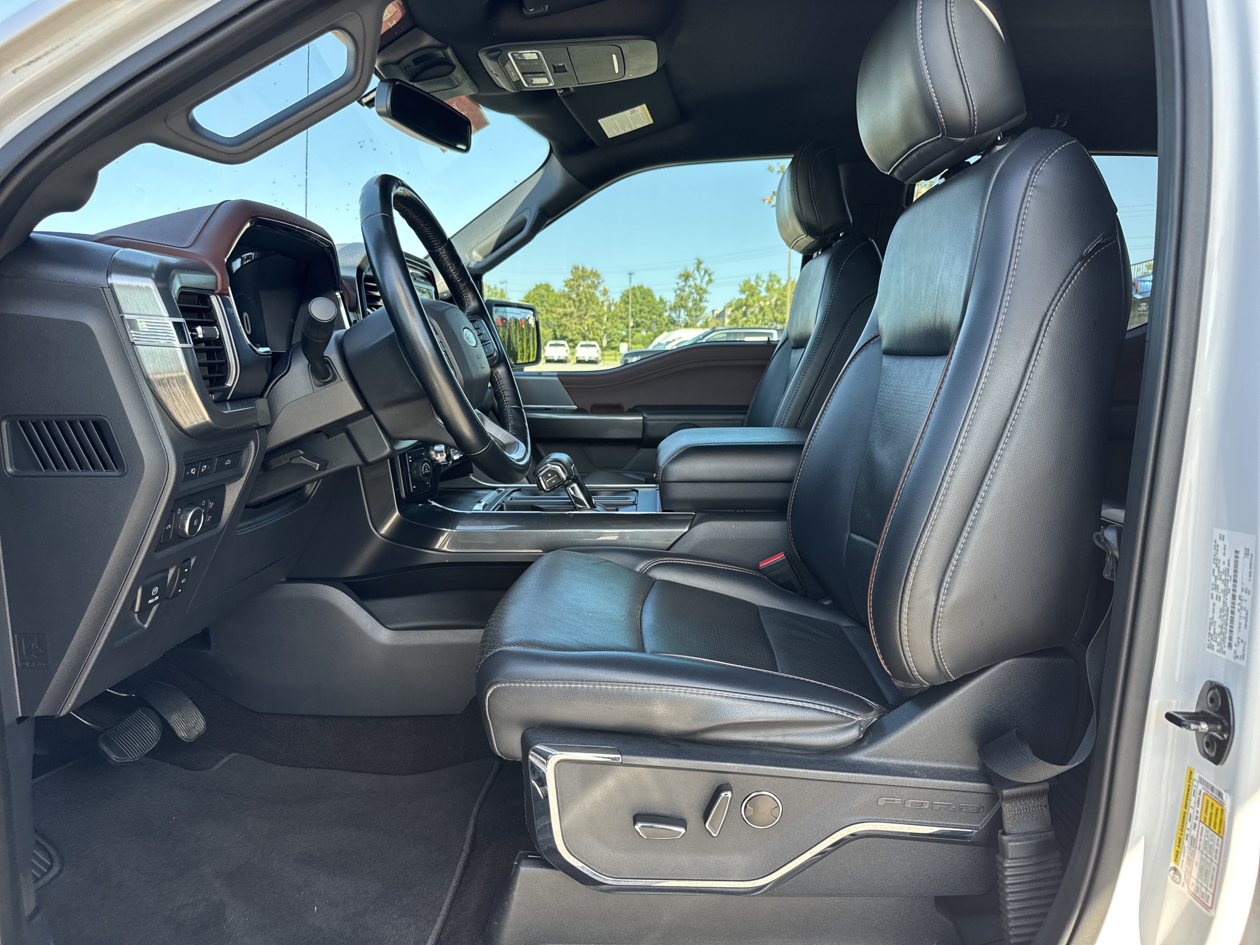 Used 2021 Ford F150 Lariat AWD/4WD image 17