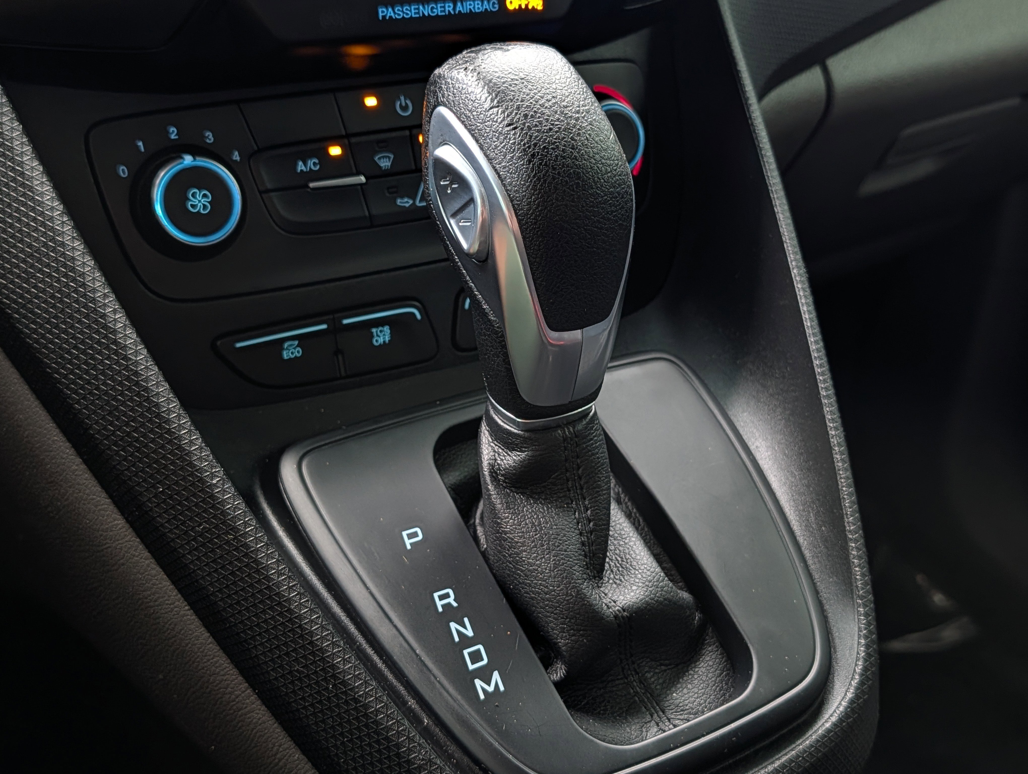Used 2019 Ford Transit Connect XL FWD image 28