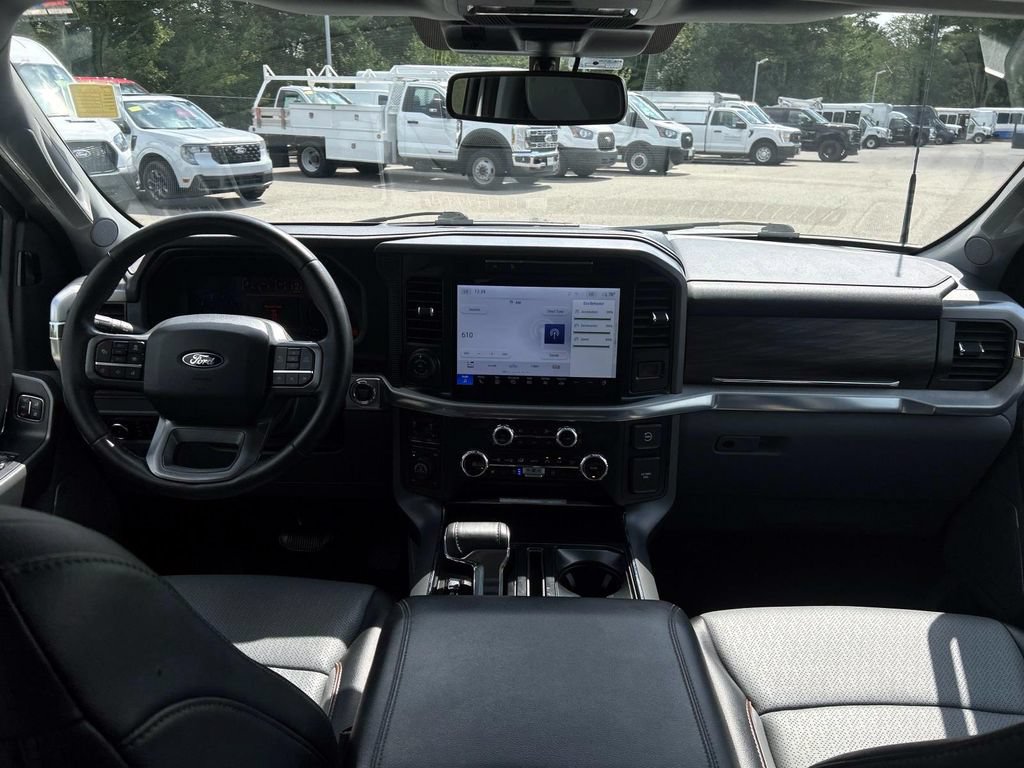 Used 2025 Ford F150 Lariat w/ Equipment Group 502A High AWD/4WD image 23