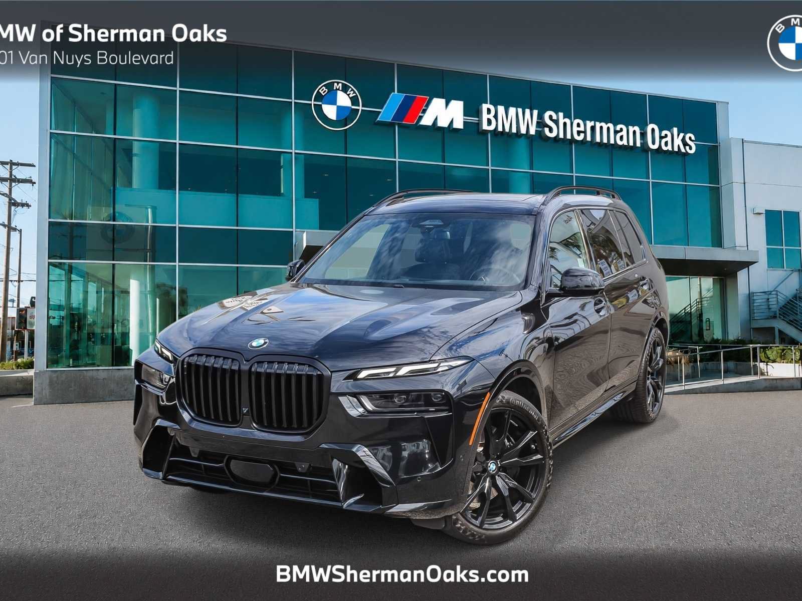 Used 2024 BMW X7 xDrive40i w/ M Sport Package AWD/4WD video 1
