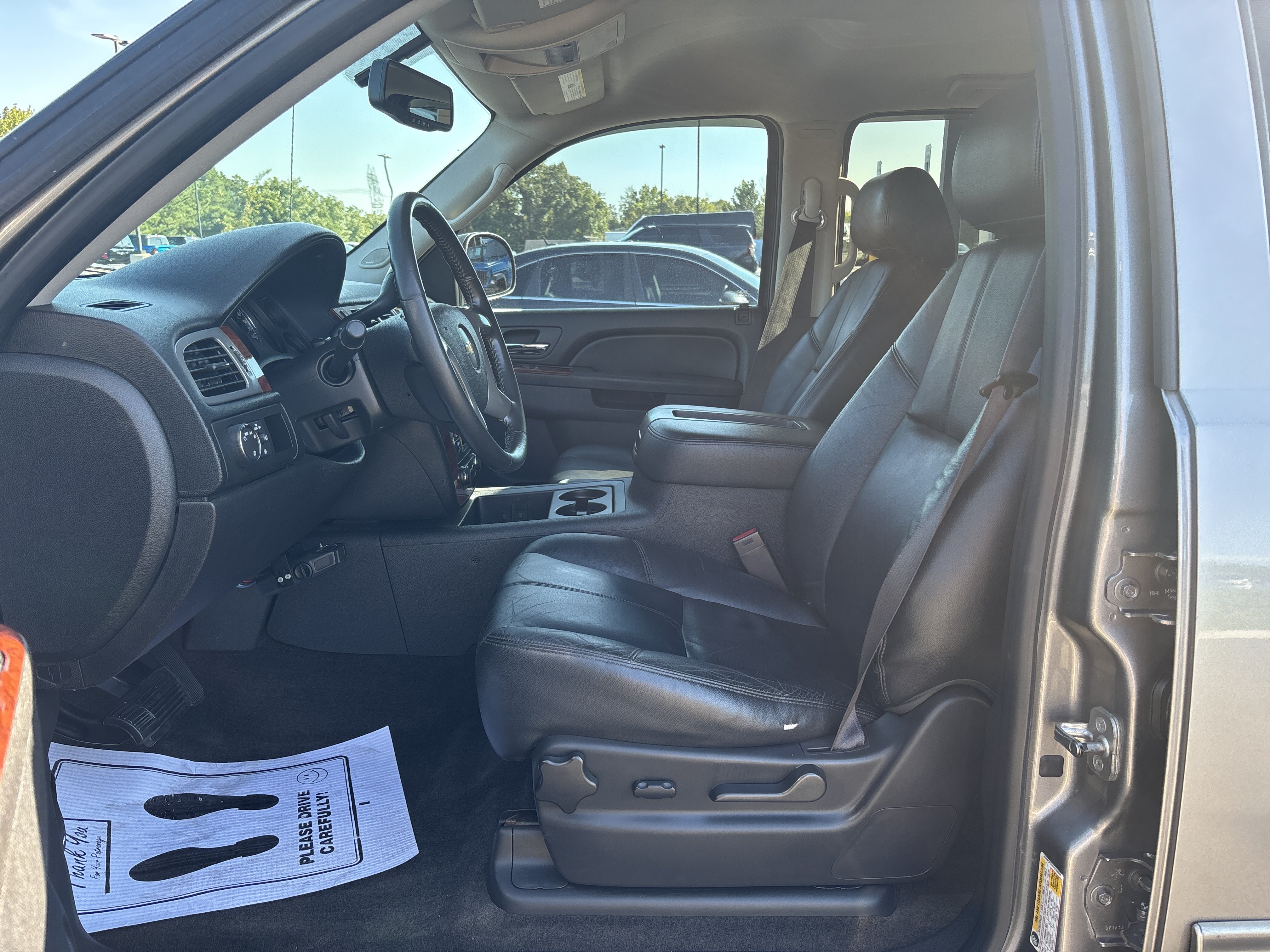 Used 2012 Chevrolet Avalanche LT RWD image 10