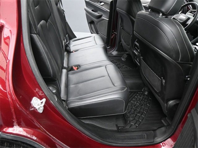 Used 2025 Jeep Grand Cherokee Limited w/ MOPAR Finishing Package image 14