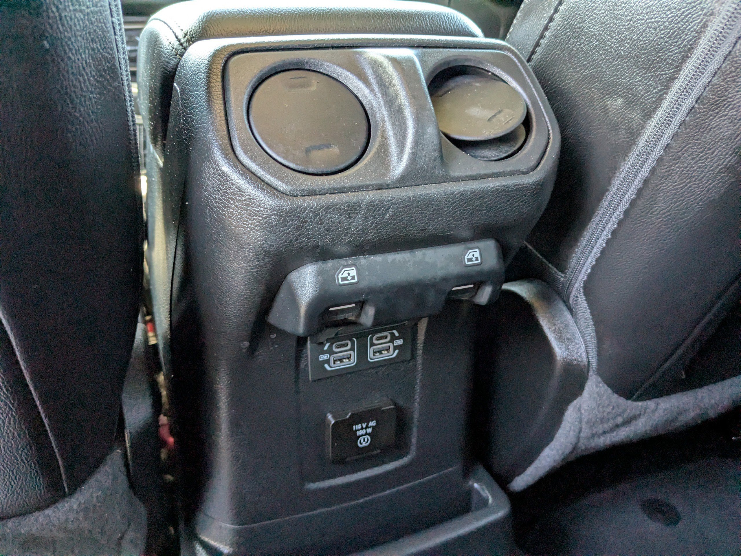 Used 2022 Jeep Wrangler Unlimited Sahara w/ Dual Top Group image 14