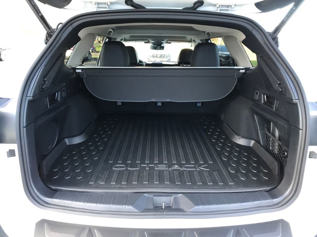 Used 2024 Subaru Outback Touring XT image 8