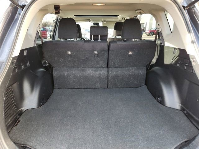 Used 2017 Toyota RAV4 XLE image 11