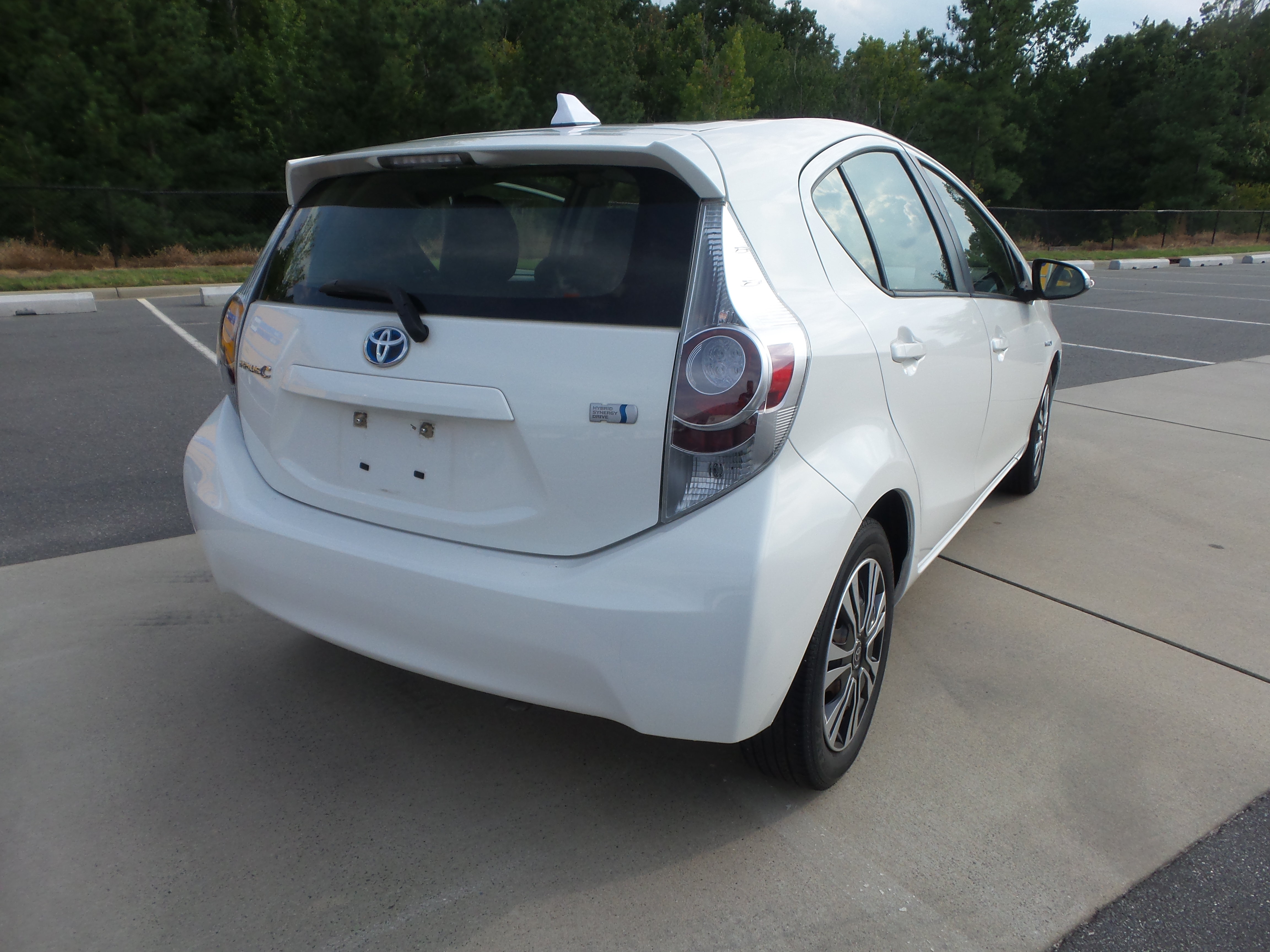 Used 2013 Toyota Prius C One FWD image 6