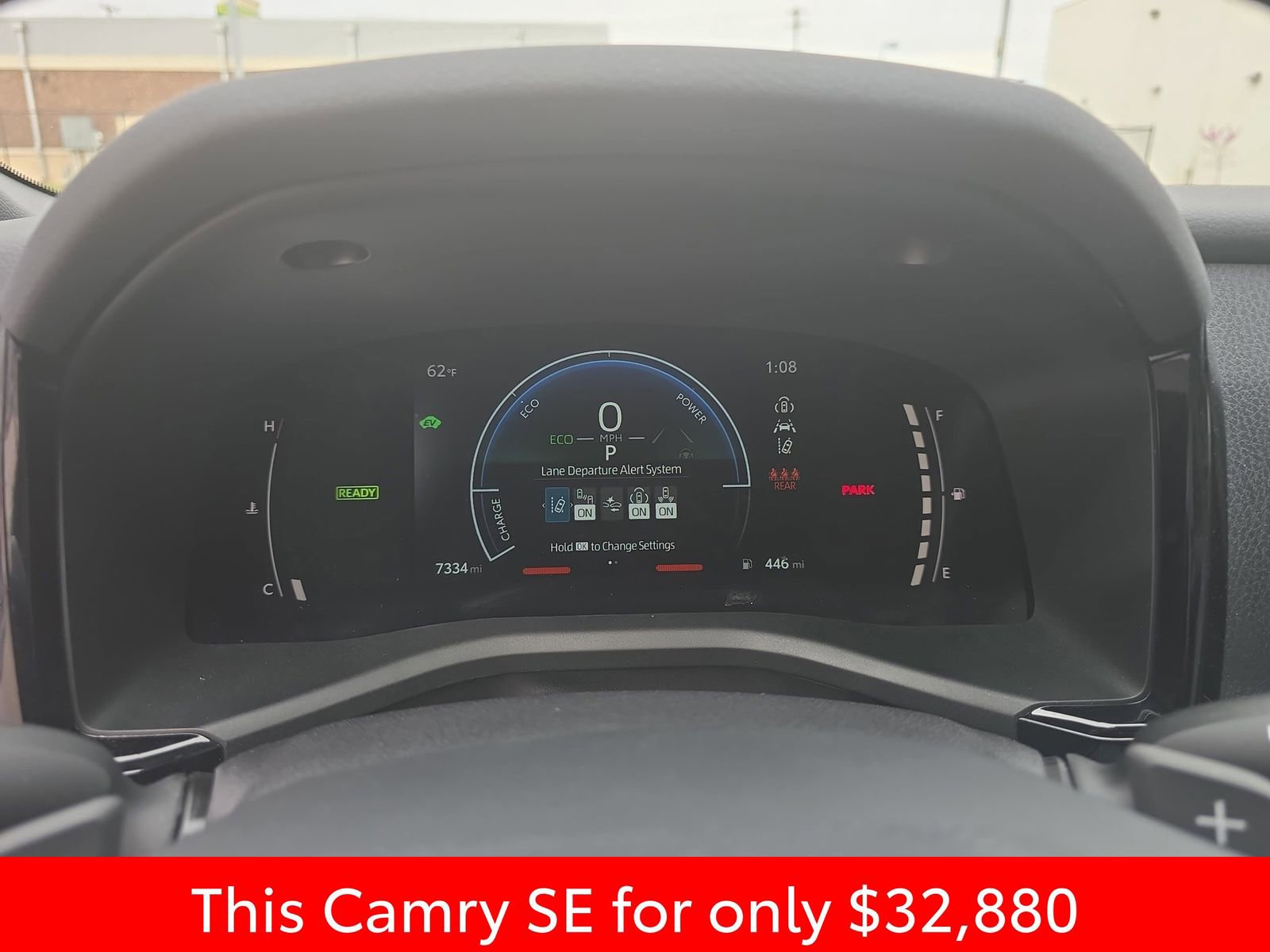 Used 2025 Toyota Camry SE w/ Convenience Package image 24